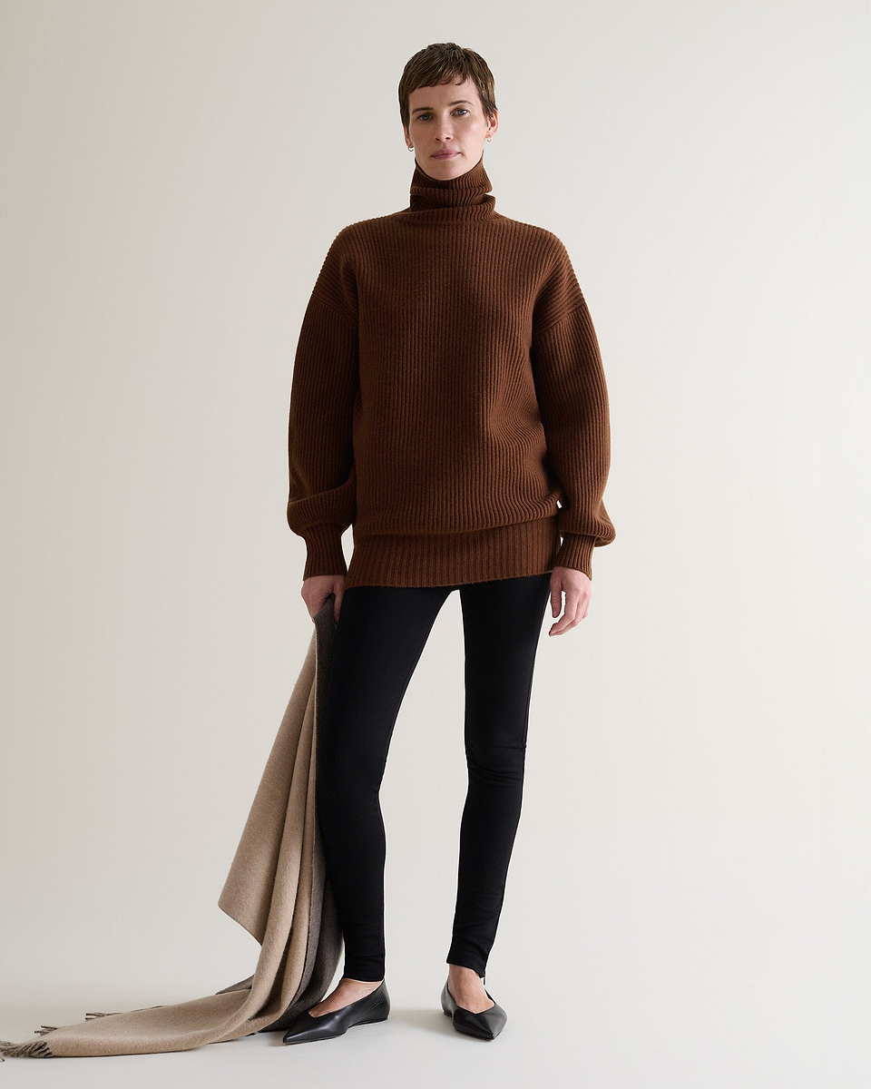 Women's Cashmere Merino Ottoman Ribbed Roll Neck Jumper - Burl