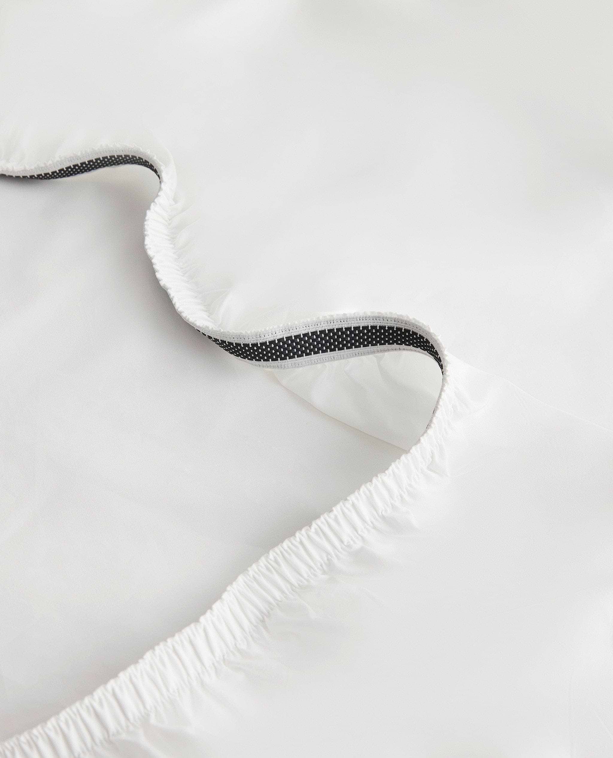 Crisp & Cool Organic Cotton Fitted Sheet - White