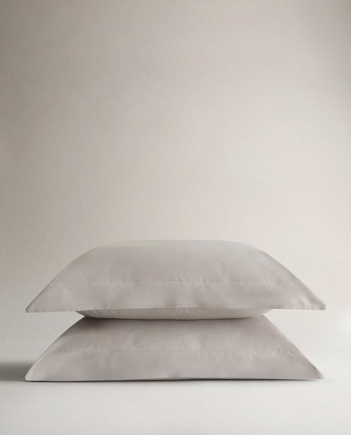 Crisp & Cool Organic Cotton Oxford Pillowcases - Pebble