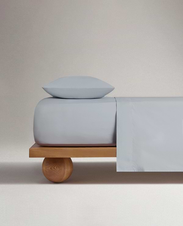 The Crisp & Cool Organic Luxury Flat Sheet - Cornflower
