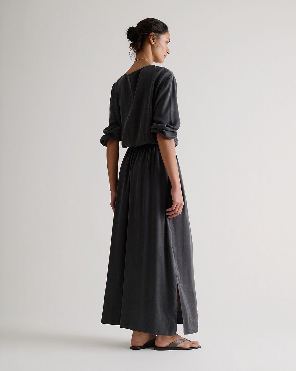 Women's Gathered Waist Easy-Silk Dress - Washed Black