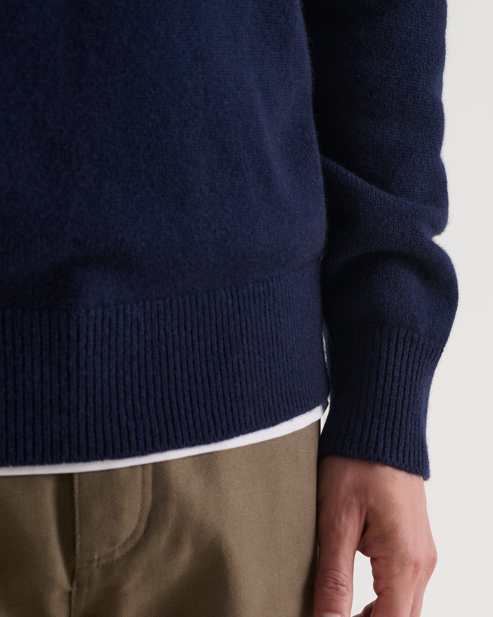Men's Finest Cashmere Mid-Weight Crew Neck Jumper - Mood Indigo