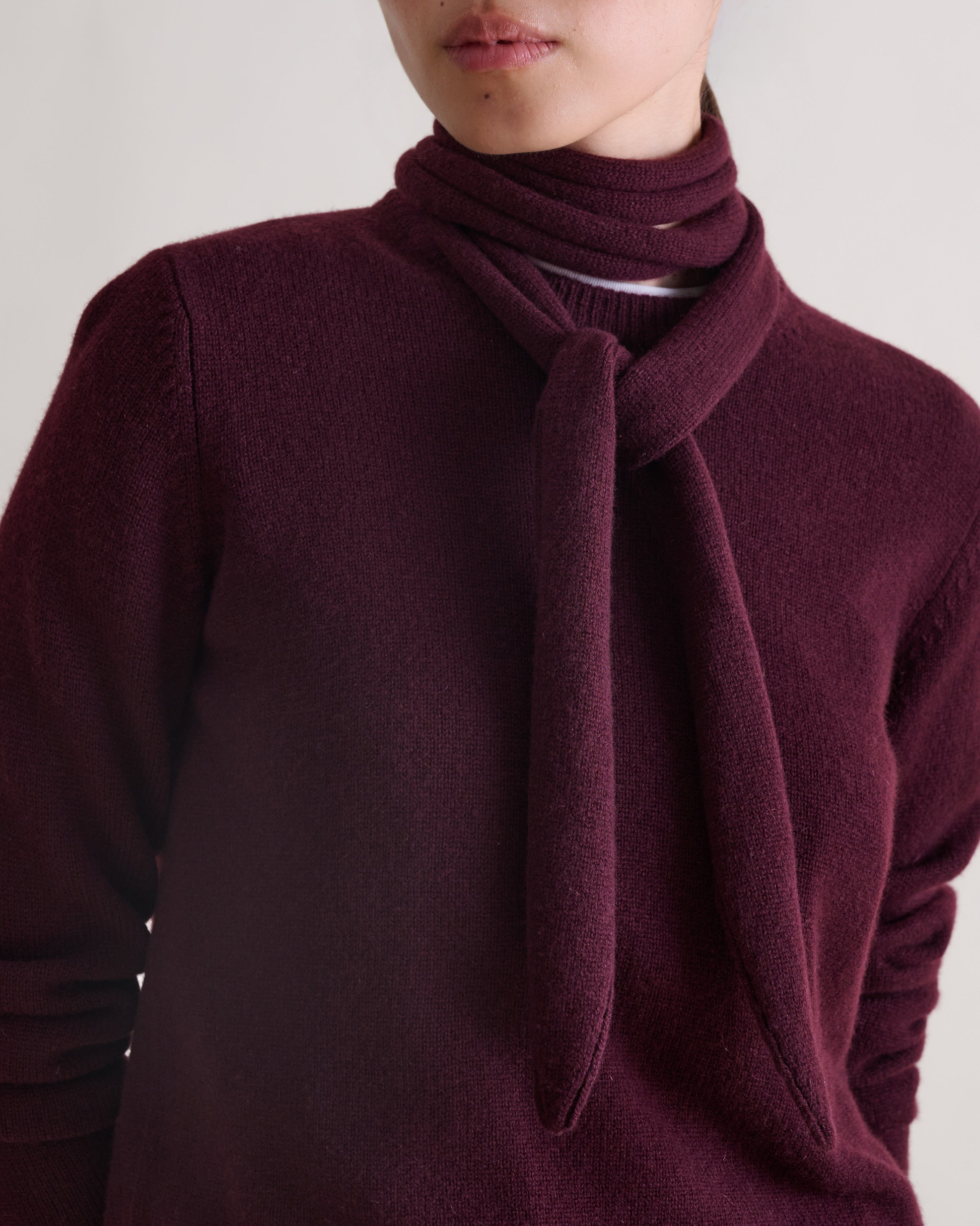 Finest Cashmere Skinny Scarf - Oxblood