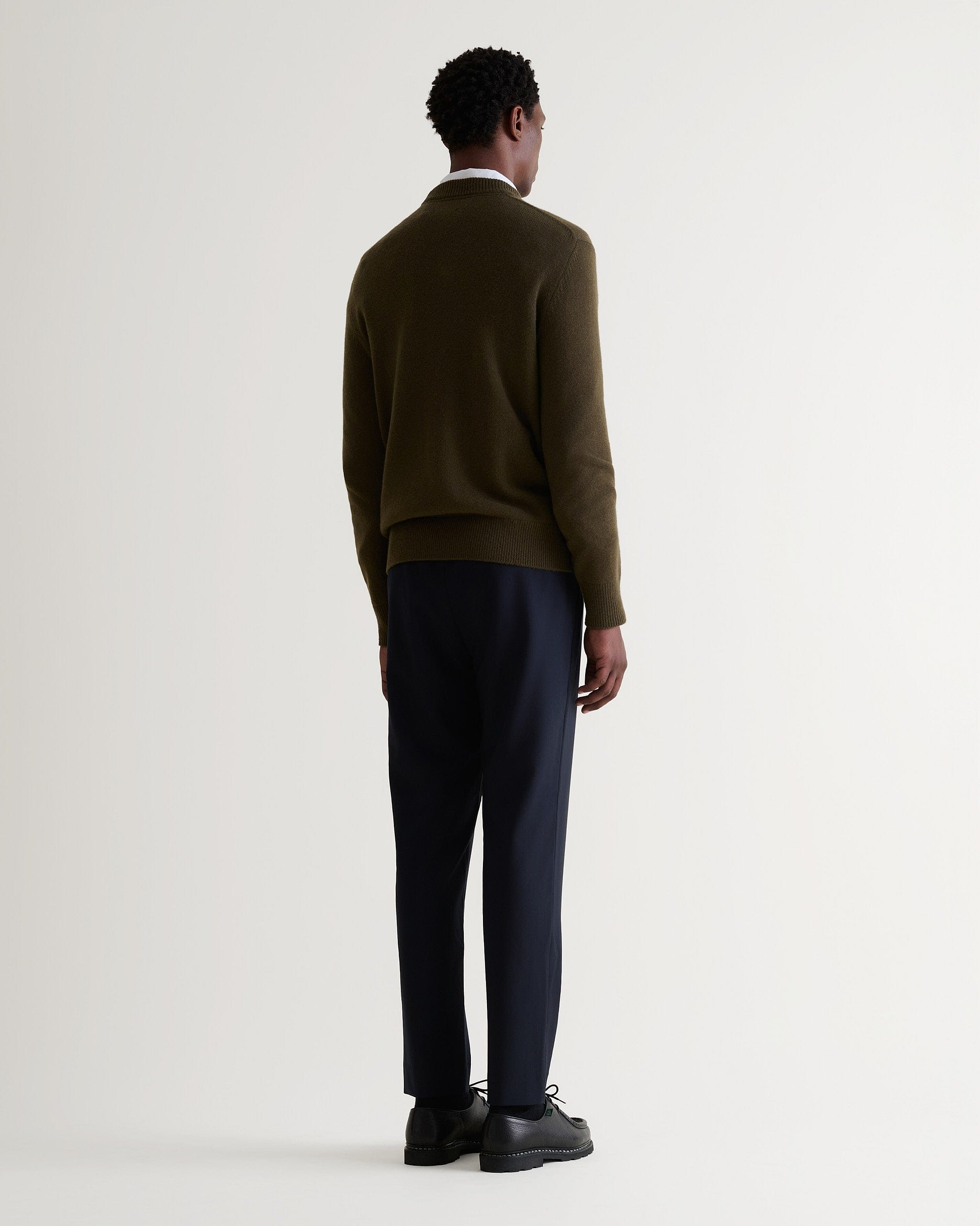 Men's Finest Cashmere Mid-Weight Crew Neck Jumper - Military Green-[colour]-[size]-Rise &amp; Fall
