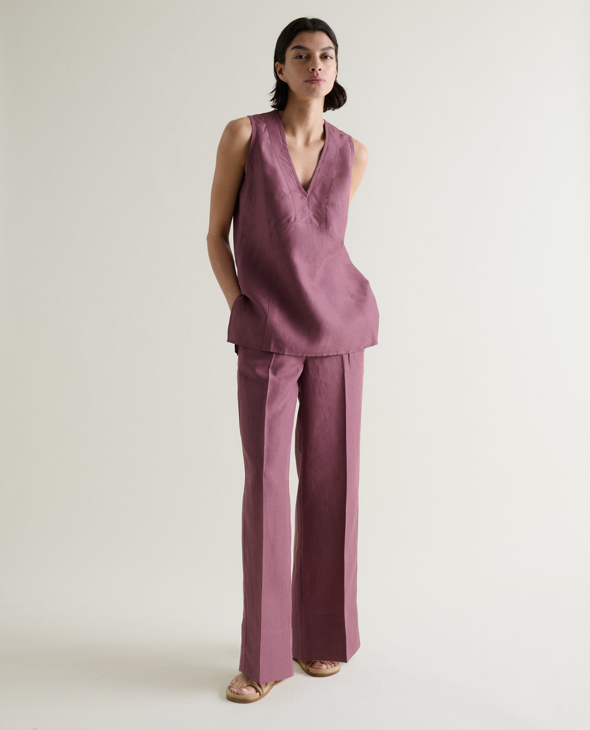 Women's Future-Linen V Neck Tunic Top - Smoky Lilac