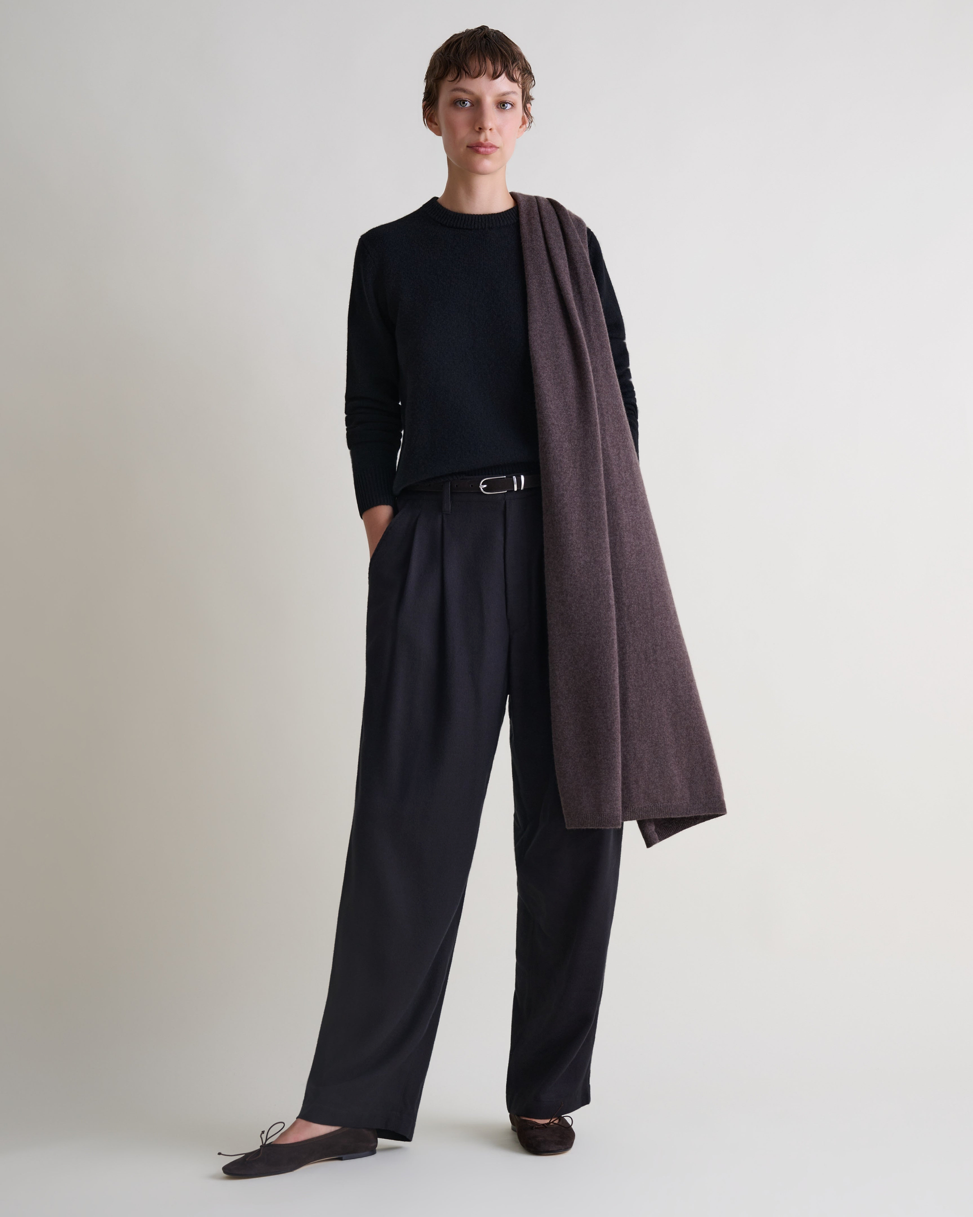 Oversized Finest Cashmere Wrap - Chocolate