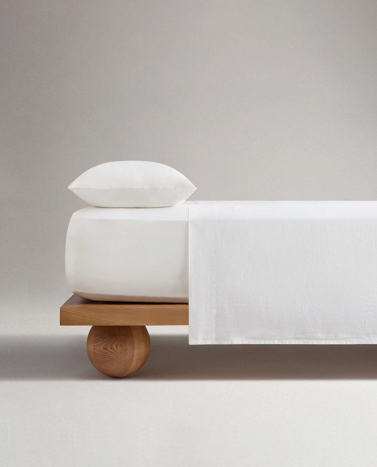 Relaxed & Refined Linen Flat Sheet - White