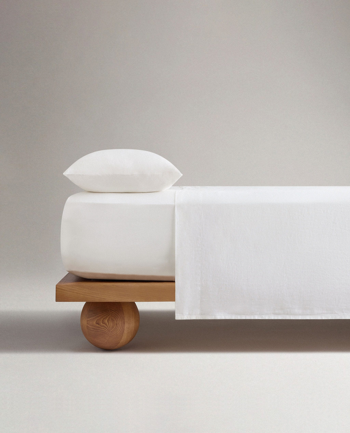 Relaxed & Refined Linen Flat Sheet - White