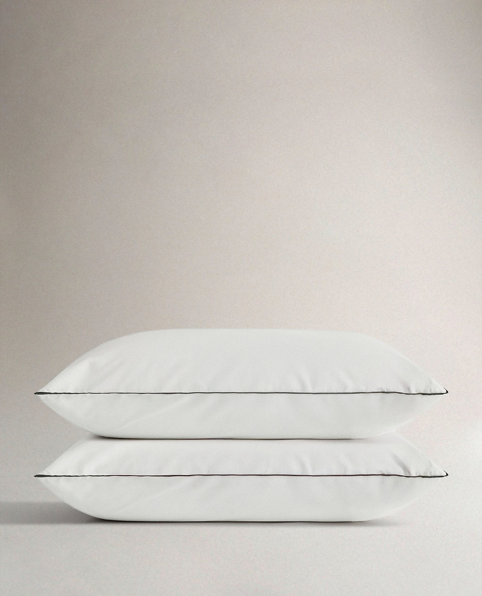 The Crisp & Cool Organic Cotton Pillowcase Set - White Navy Piping