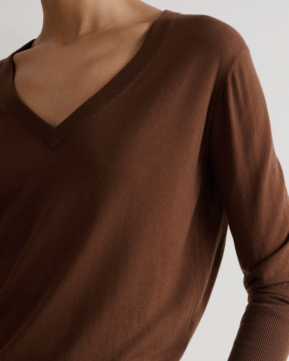 Women's Superfine Merino V Neck Jumper - Burl