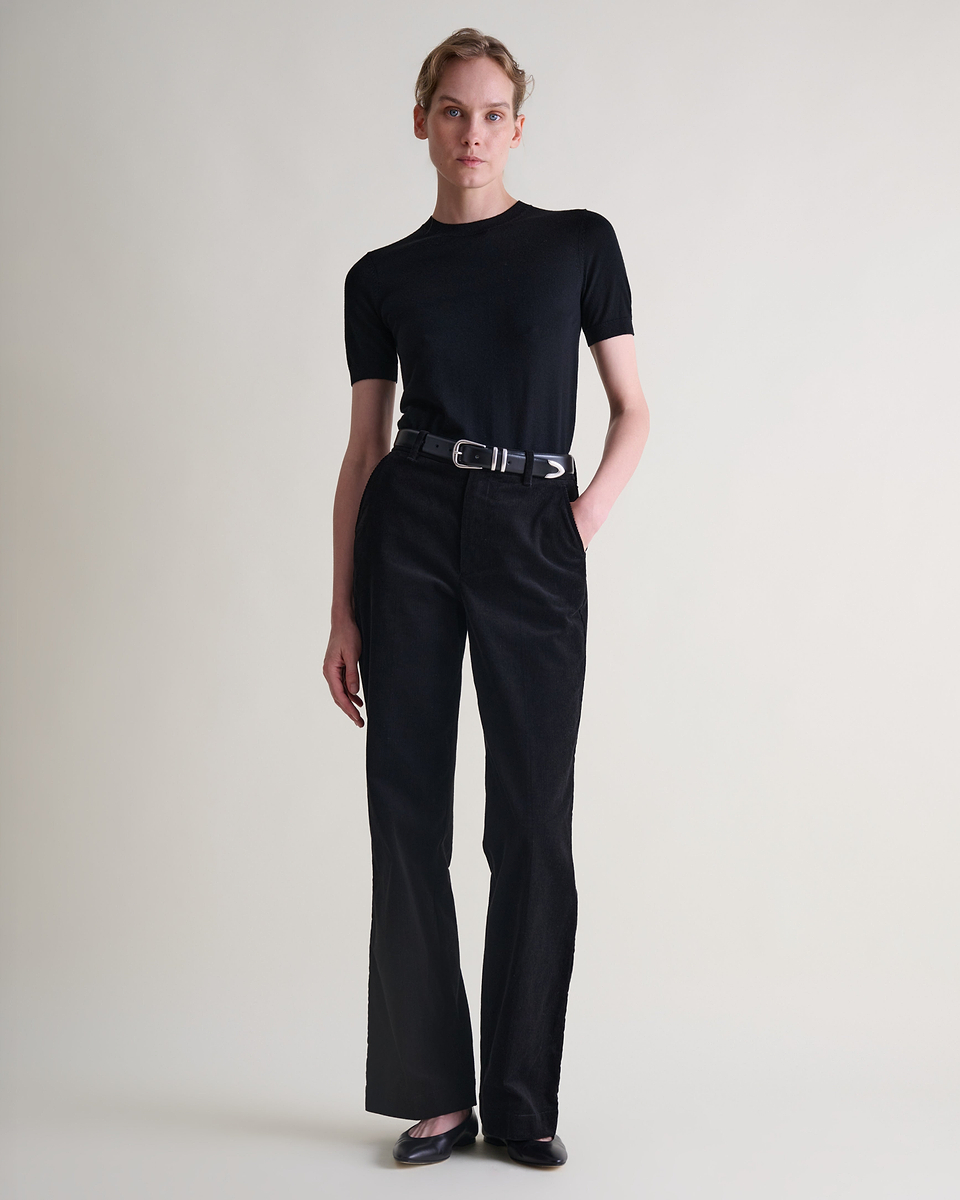 Women's Superfine Merino Wool Knitted T-shirt - Black