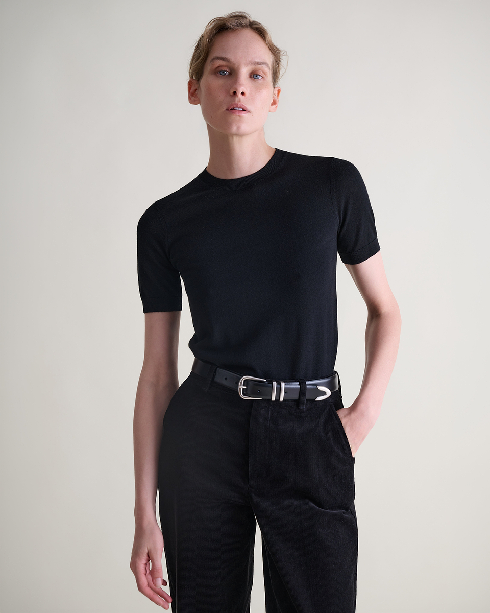 Women's Superfine Merino Wool Knitted T-shirt - Black