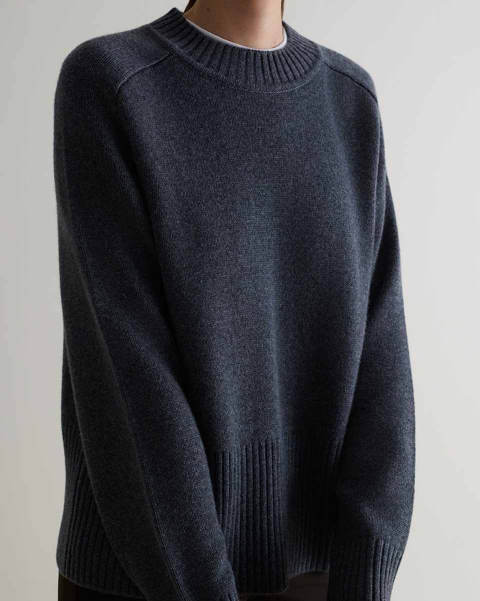 Women's Cashmere Merino Saddle Sleeve Crew Neck Jumper - Graphite-[colour]-[size]-Rise &amp; Fall