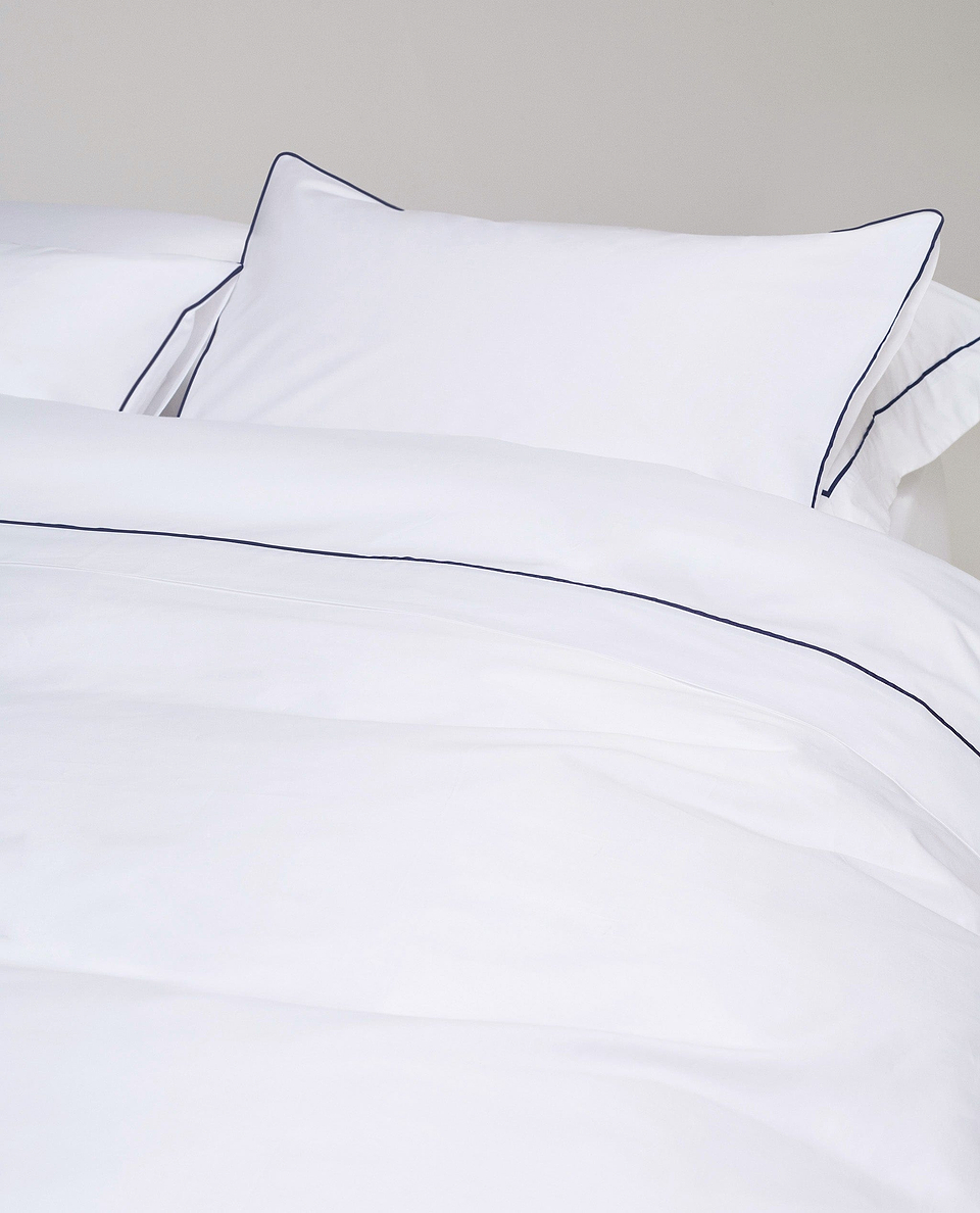 Soft & Smooth Cotton Sateen Duvet Cover - White Navy Piping