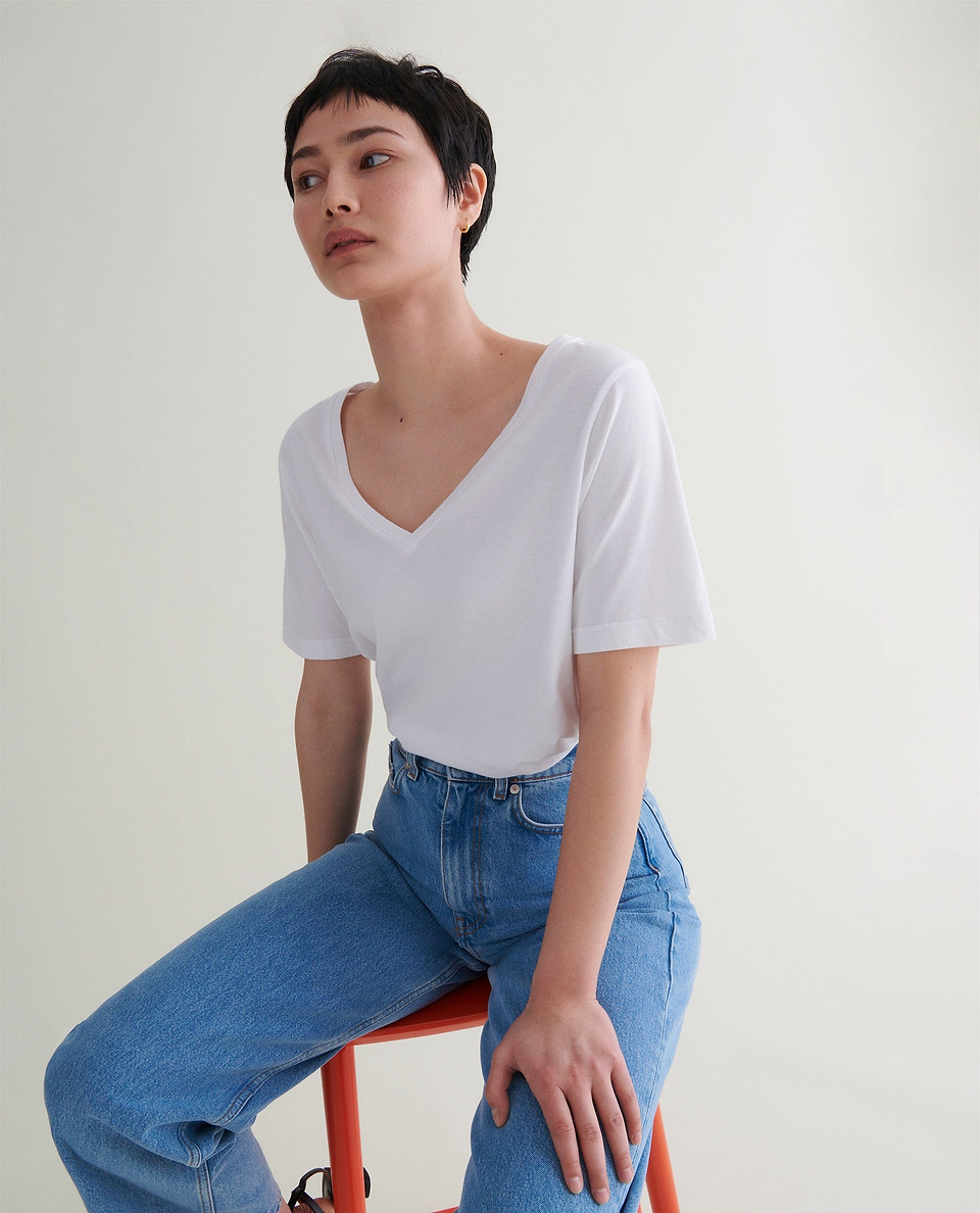 colour_White