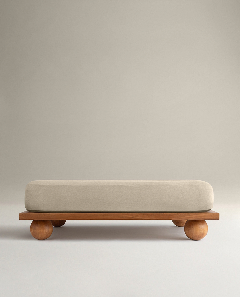 Image 1 of 4 showing Rise & Fall's Relaxed & Refined European flax™ linen fitted sheet in natural.