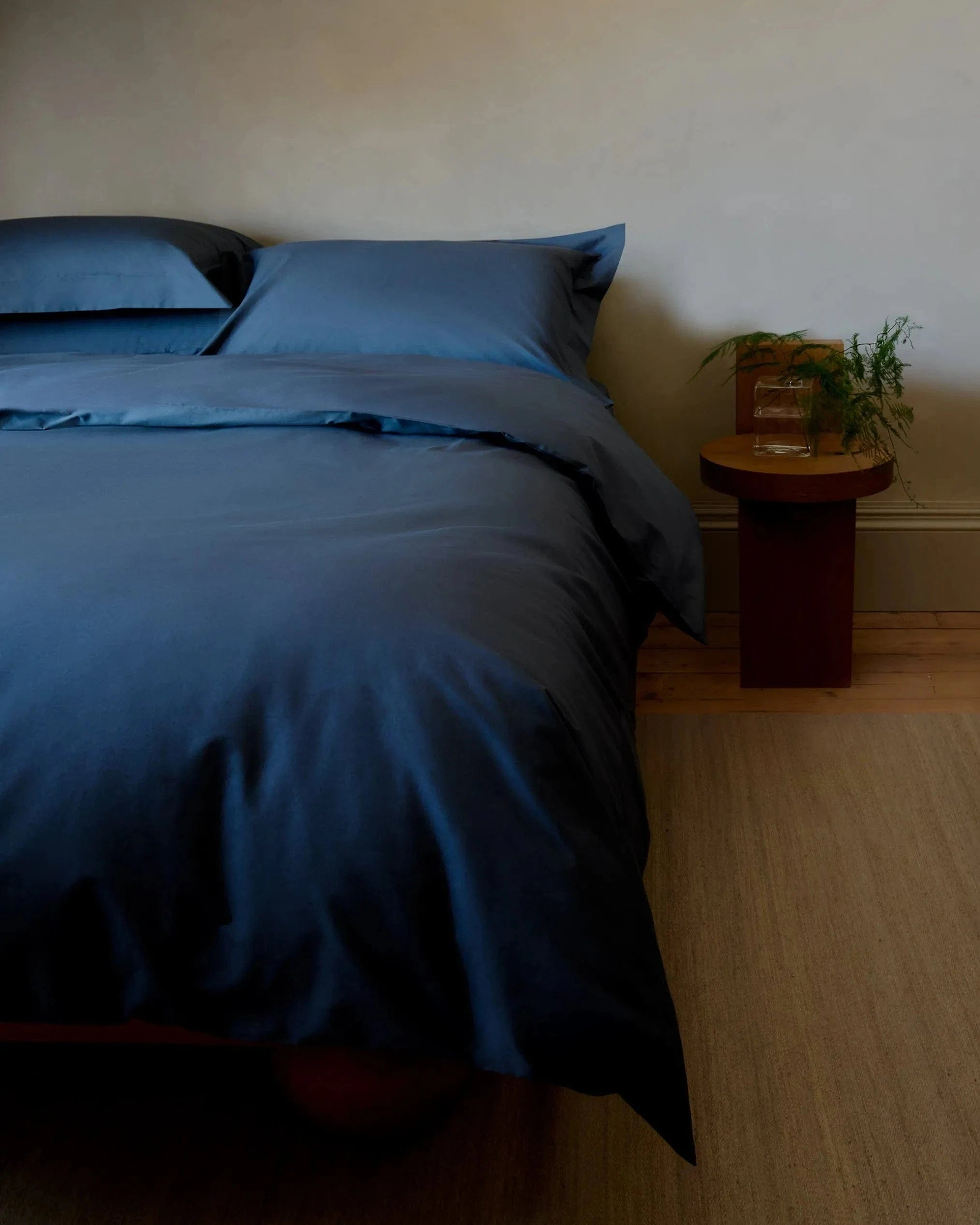 Crisp & Cool Organic Cotton Duvet Set - Mood Indigo