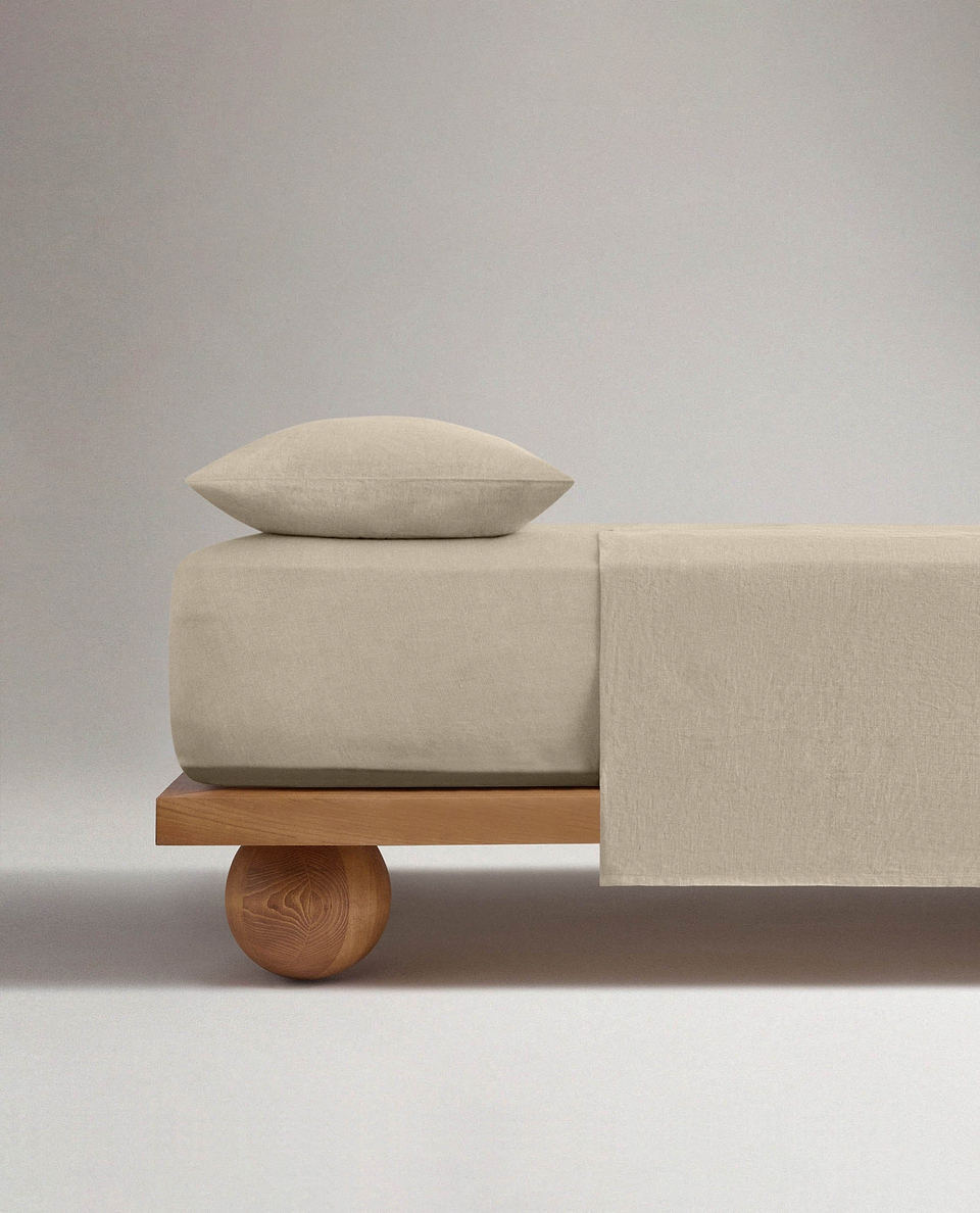Image 3 of 4 showing Rise & Fall's Relaxed & Refined European flax™ linen fitted sheet in natural.