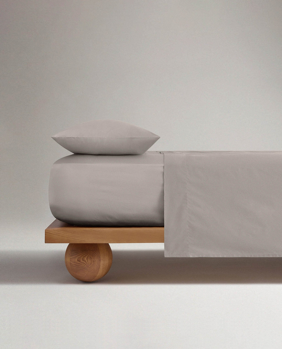 Image 3 of 4 showing Rise & Fall's Crisp & Cool organic cotton duvet set in pebble.