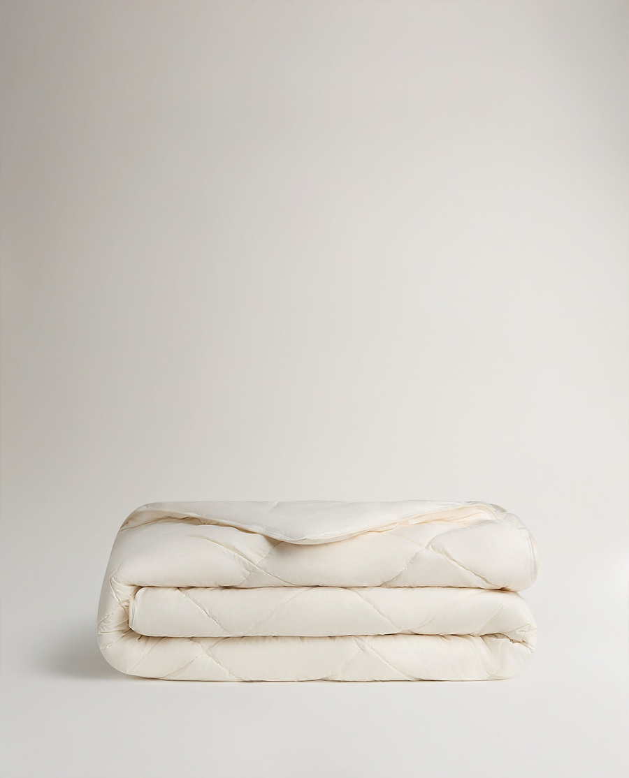 Folded Rise & Fall's Luxury British Wool Duvet.