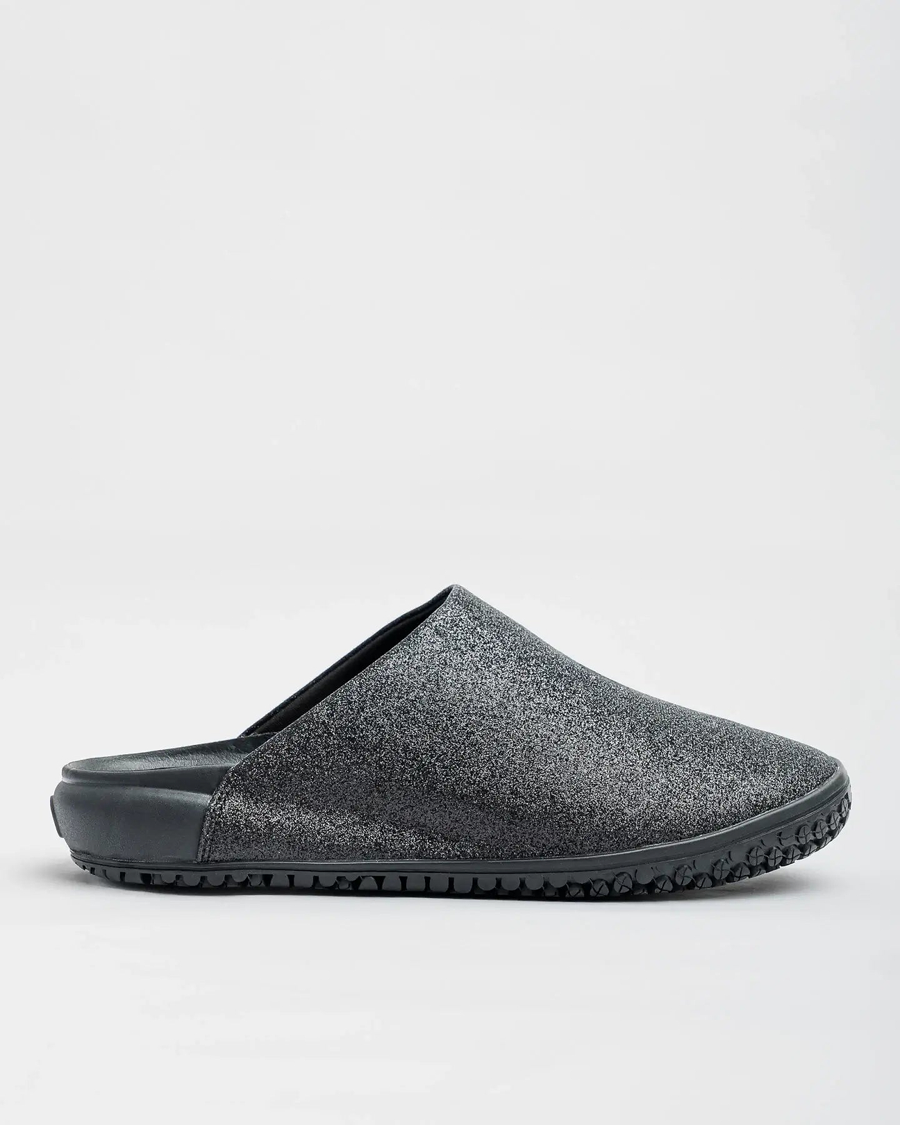 Clog Raining Diamonds Black | Sustainable, Non-Slip & Water Resistant ...