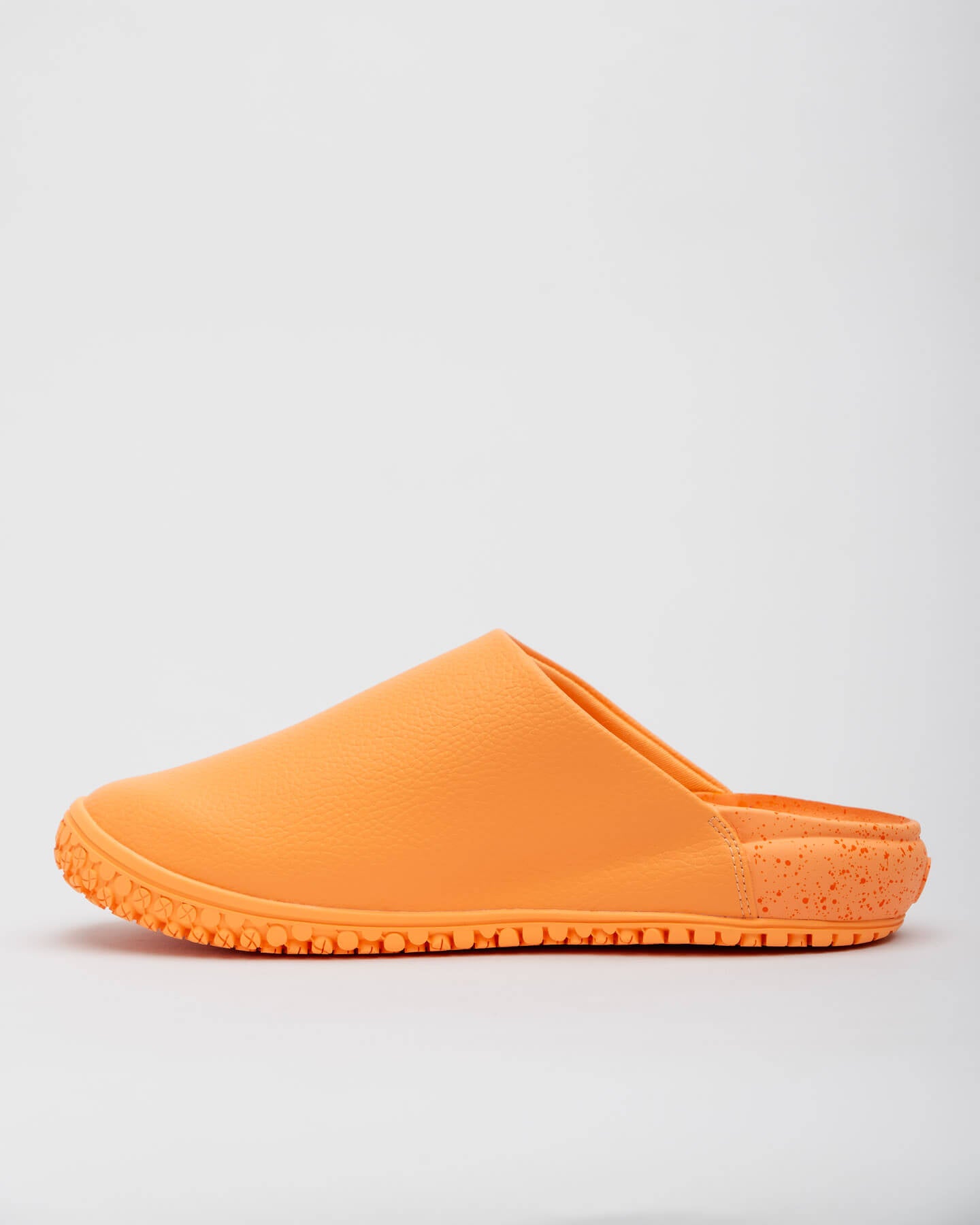 Clog Tangerine | Vegan, Non-Slip & Water Resistant | Snibbs