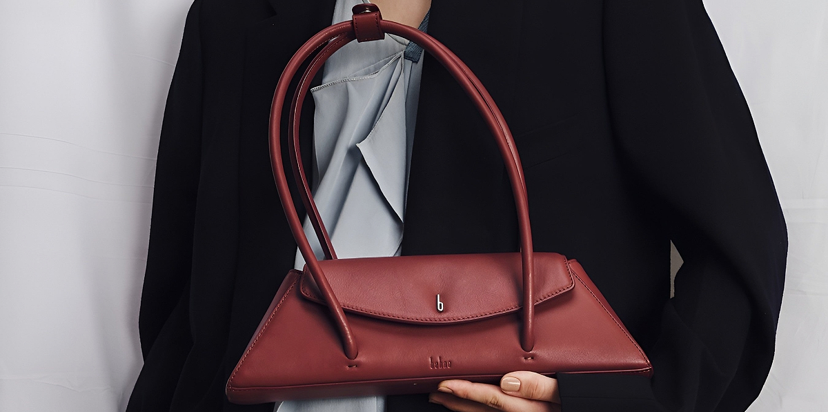 Date Night Bags: Best Hands-Free Handbags for Valentine’s Day