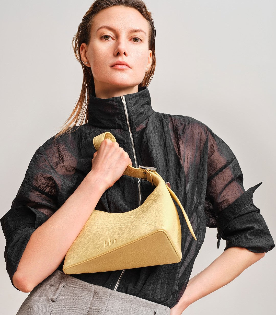 Mini Totes Mini Tote Bags: How Small Shapes Carry Big Style