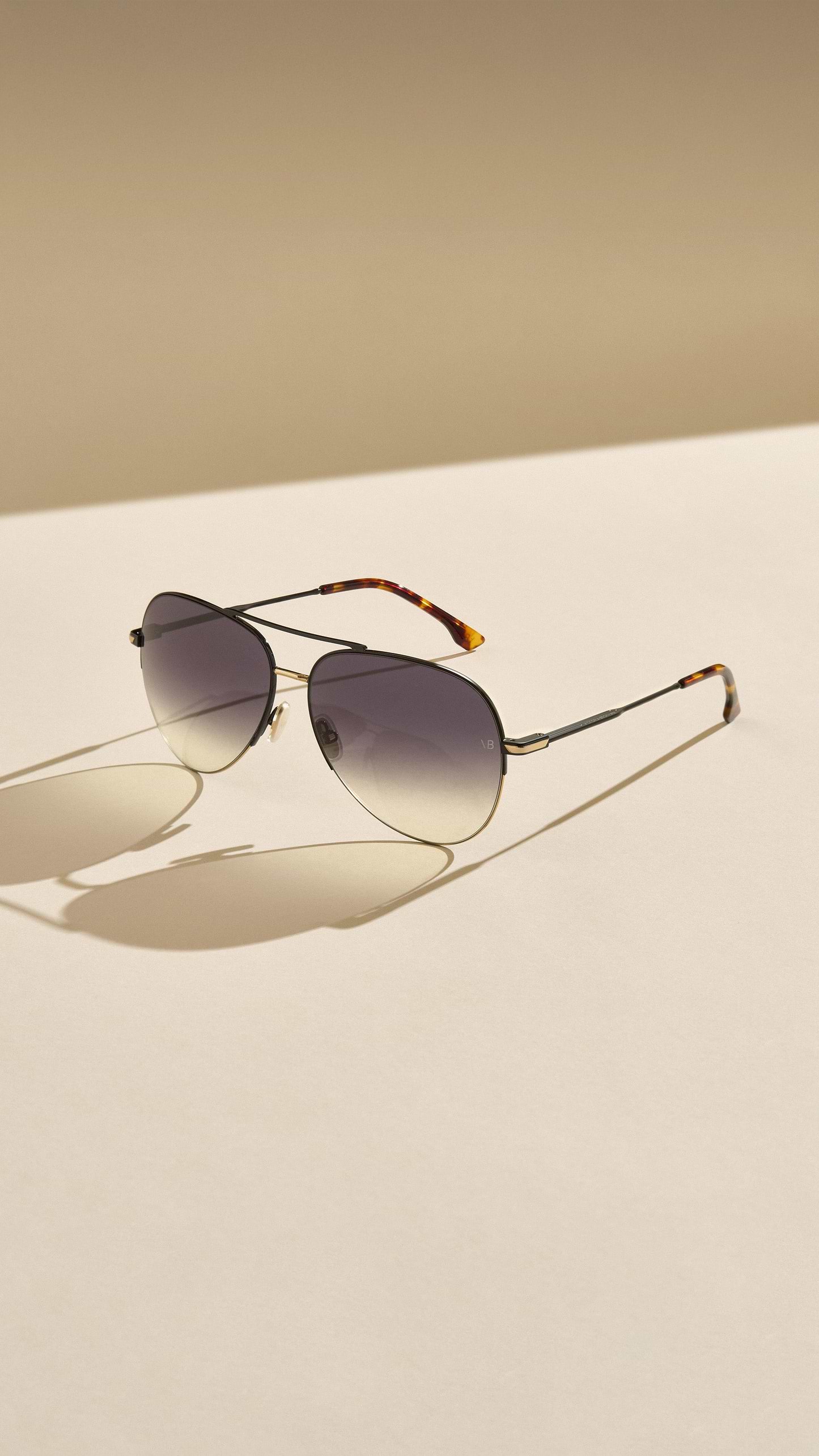 Oversized Metal And Acetate Pilot Frame In Gold Havana