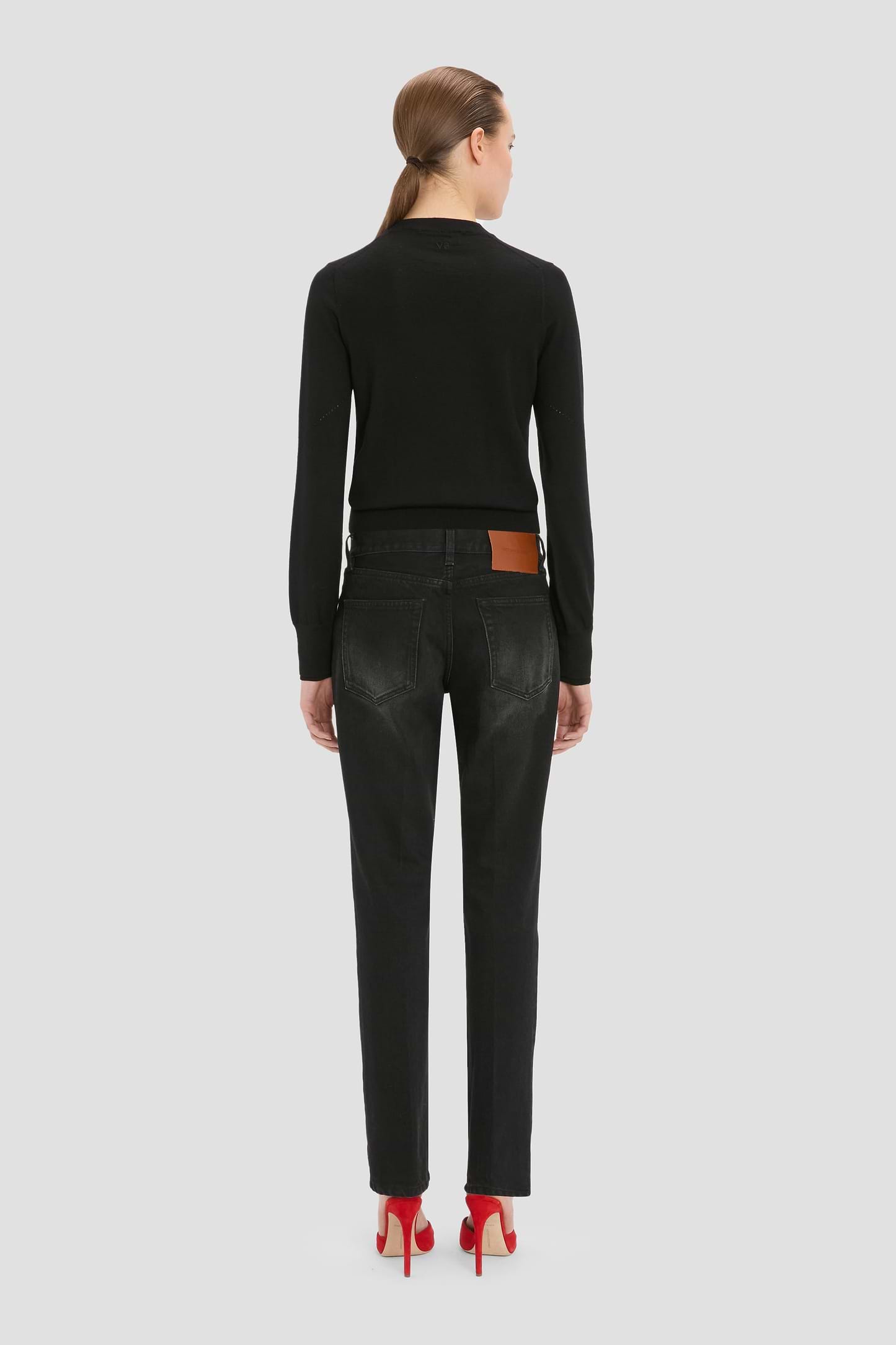Low Waist Jean In Washed Black
