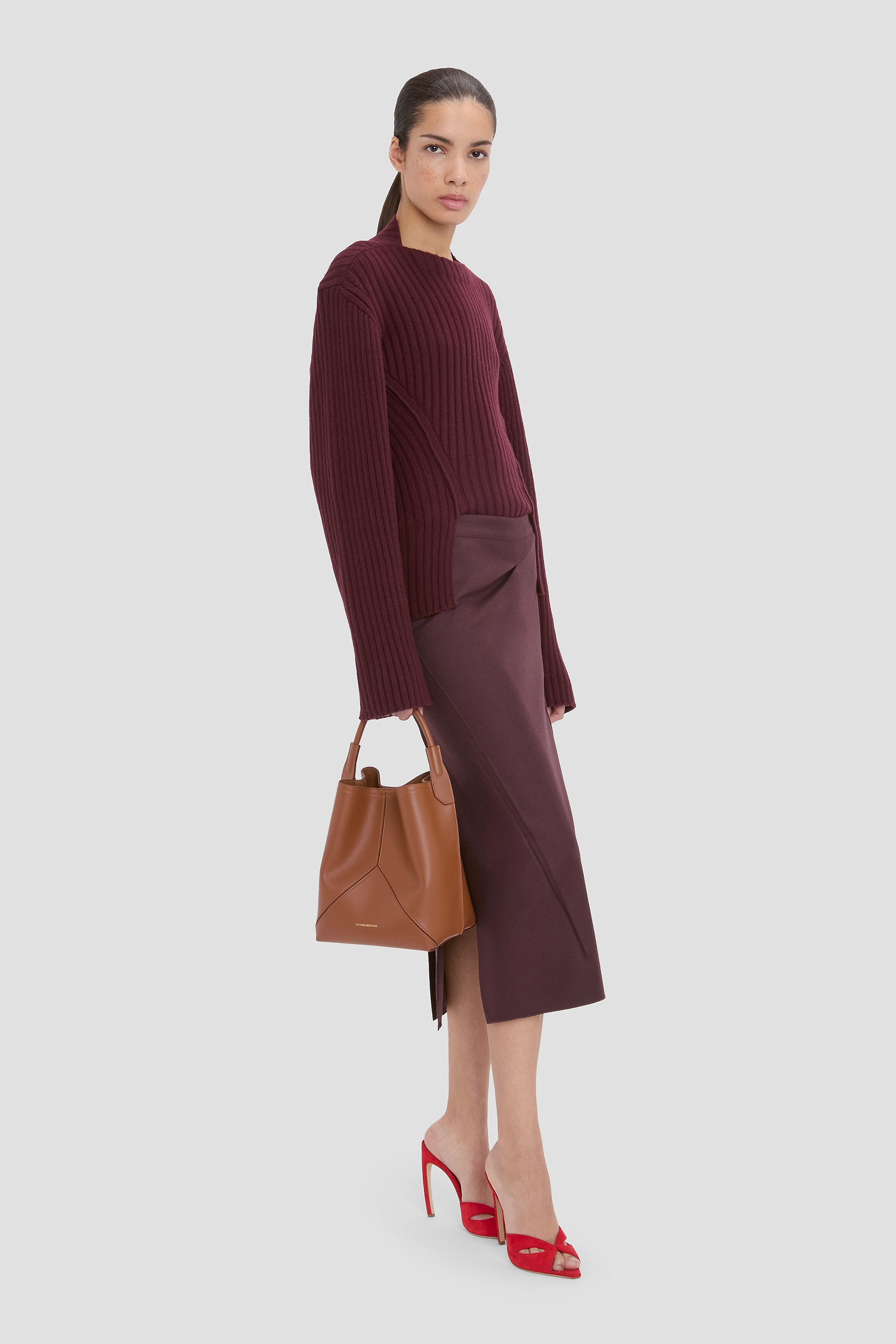 Victoria Bucket Tan Soft Calf Leather