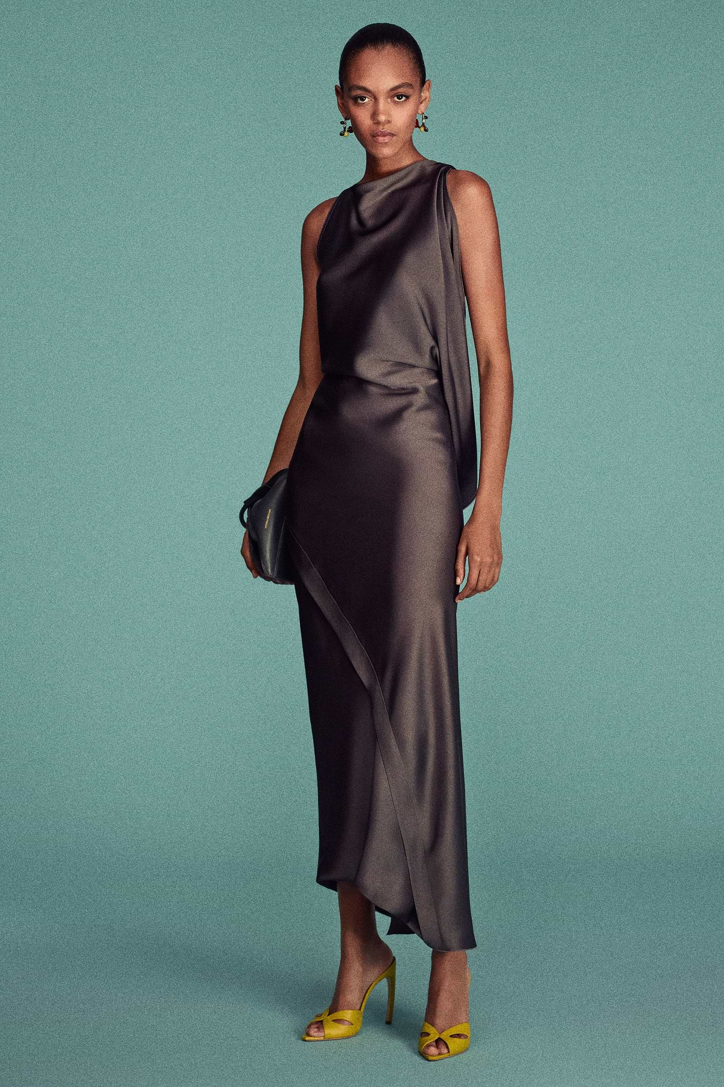 Kyra Midi Dress In Grey