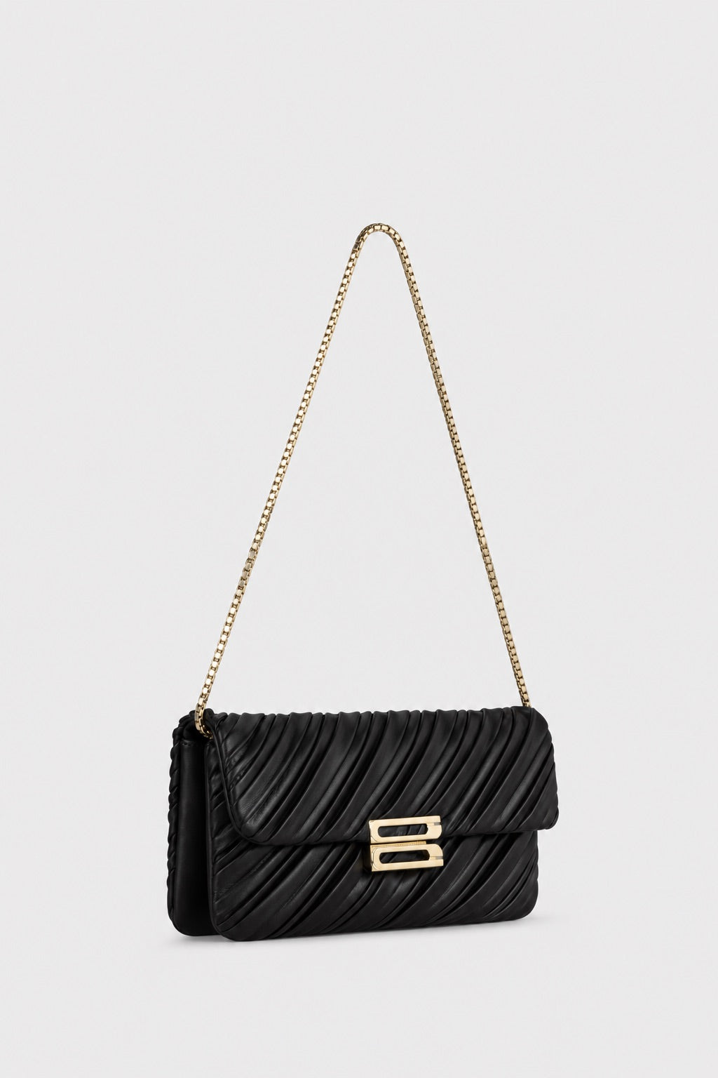 Soft Dorian Chain Baguette Black Pleated Nappa