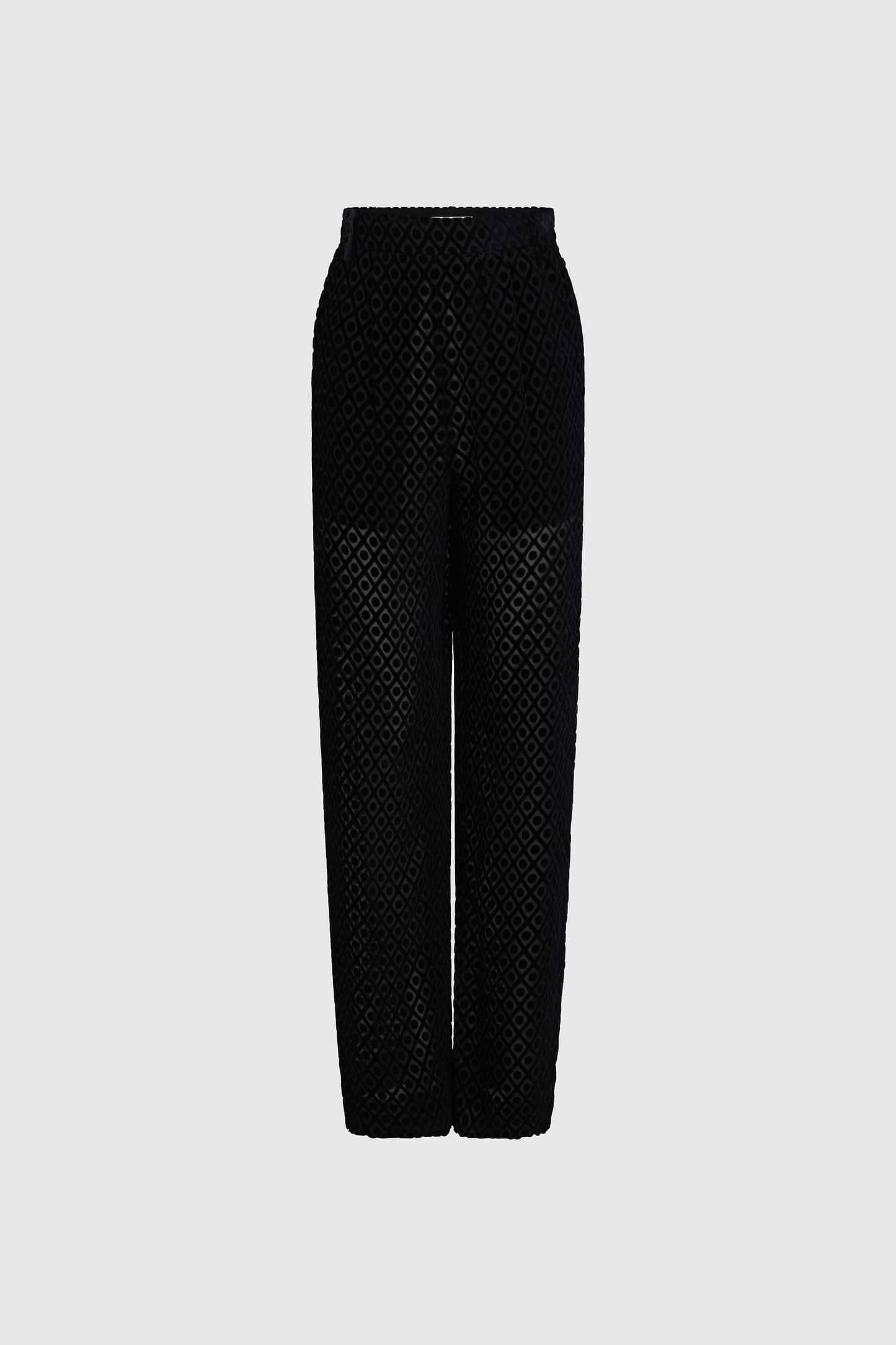 Relaxed Curved Leg Trouser In Black