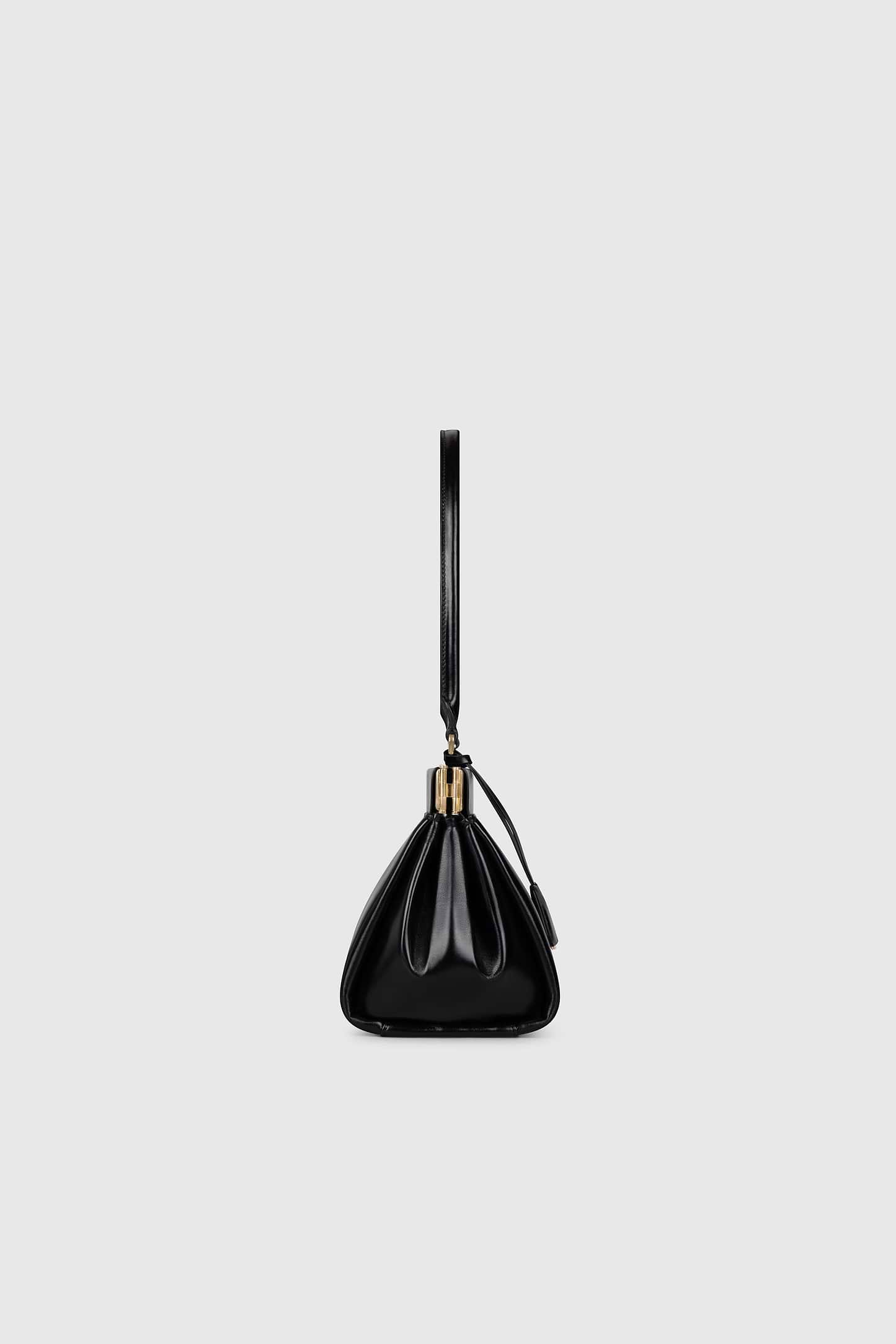 Sloane Shoulder Bag Black Distressed Leather