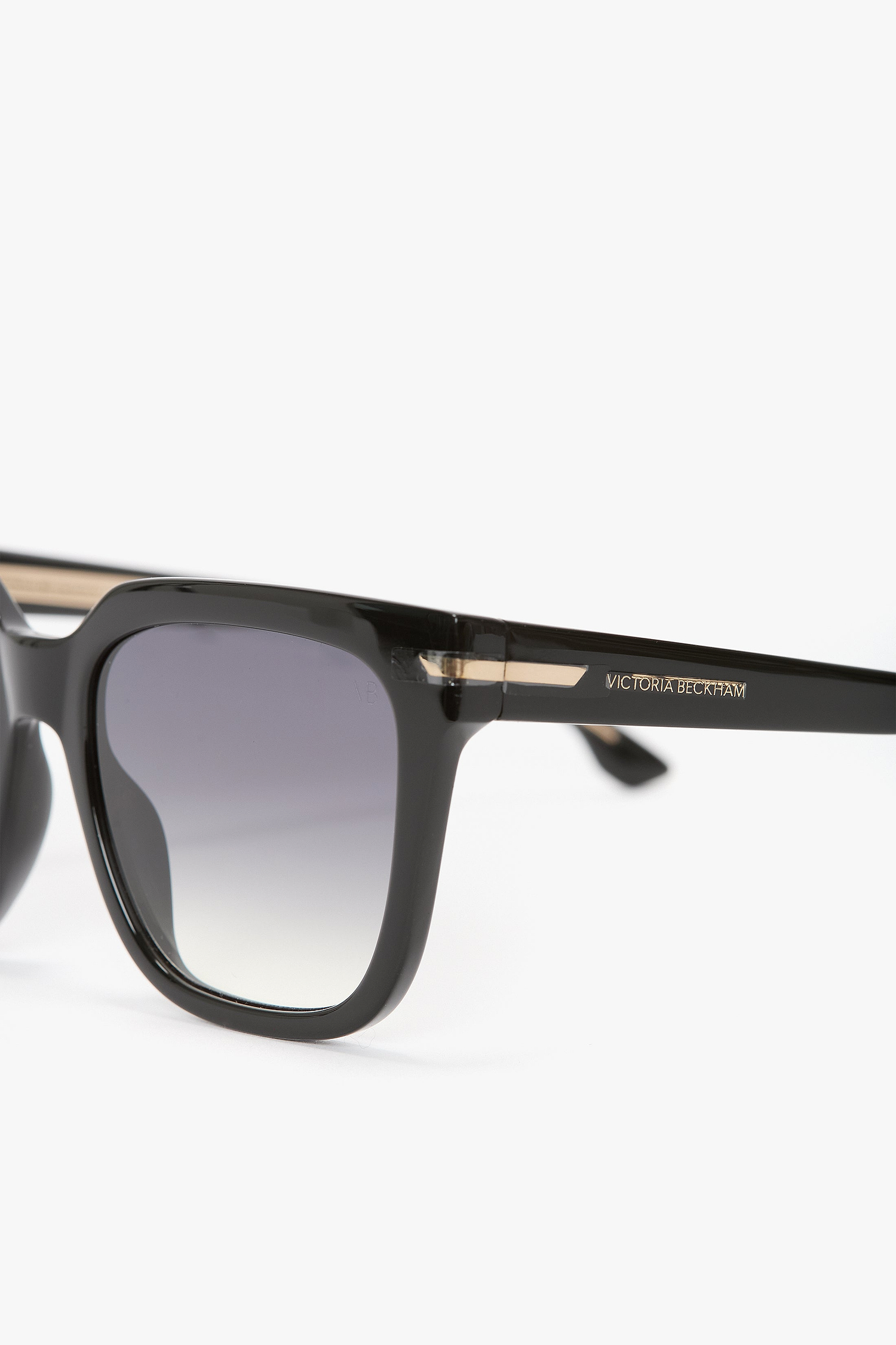 Oversized Acetate Sunglasses in Black – Victoria Beckham