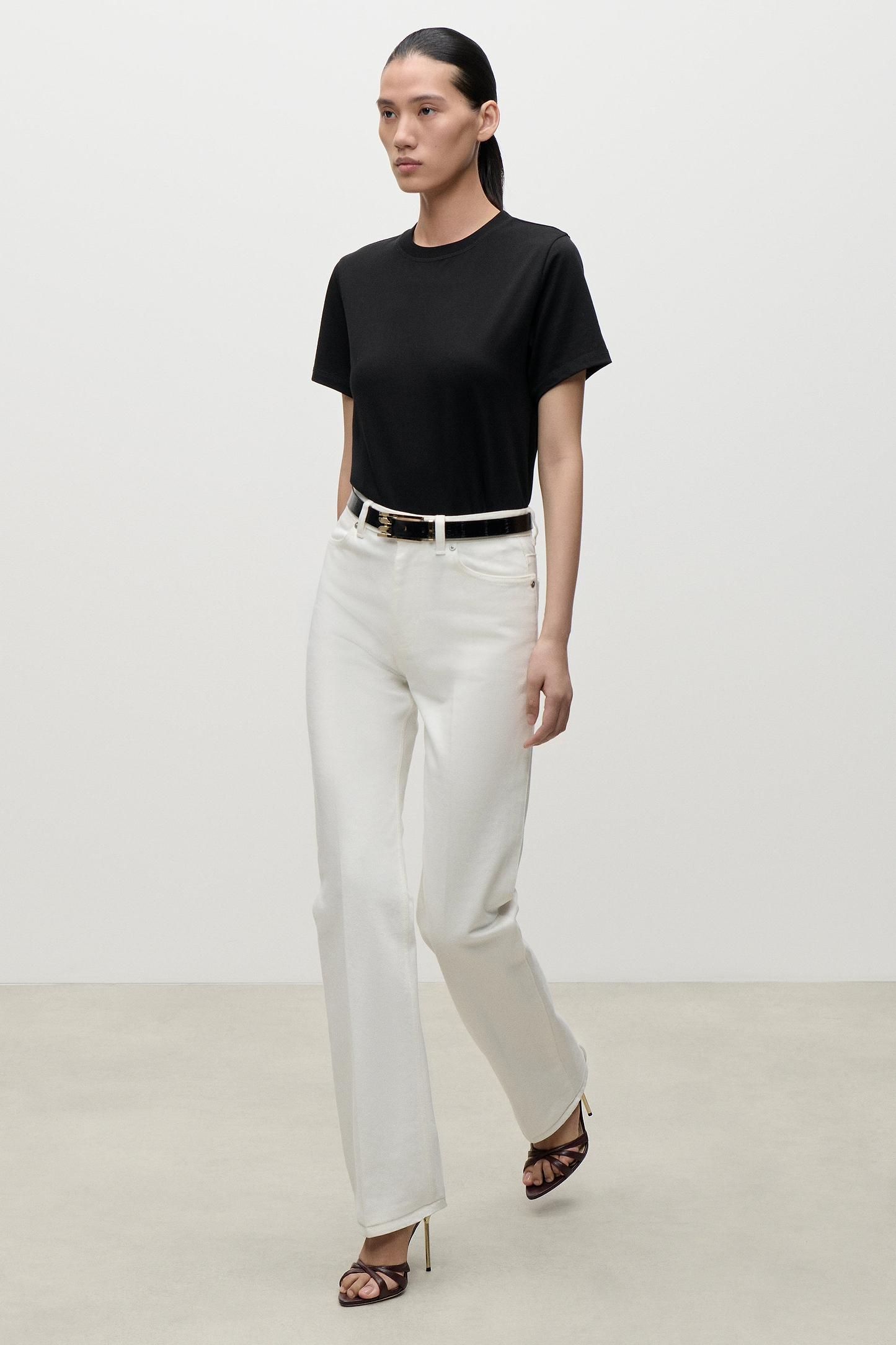 Berenice Stretch Jean In White