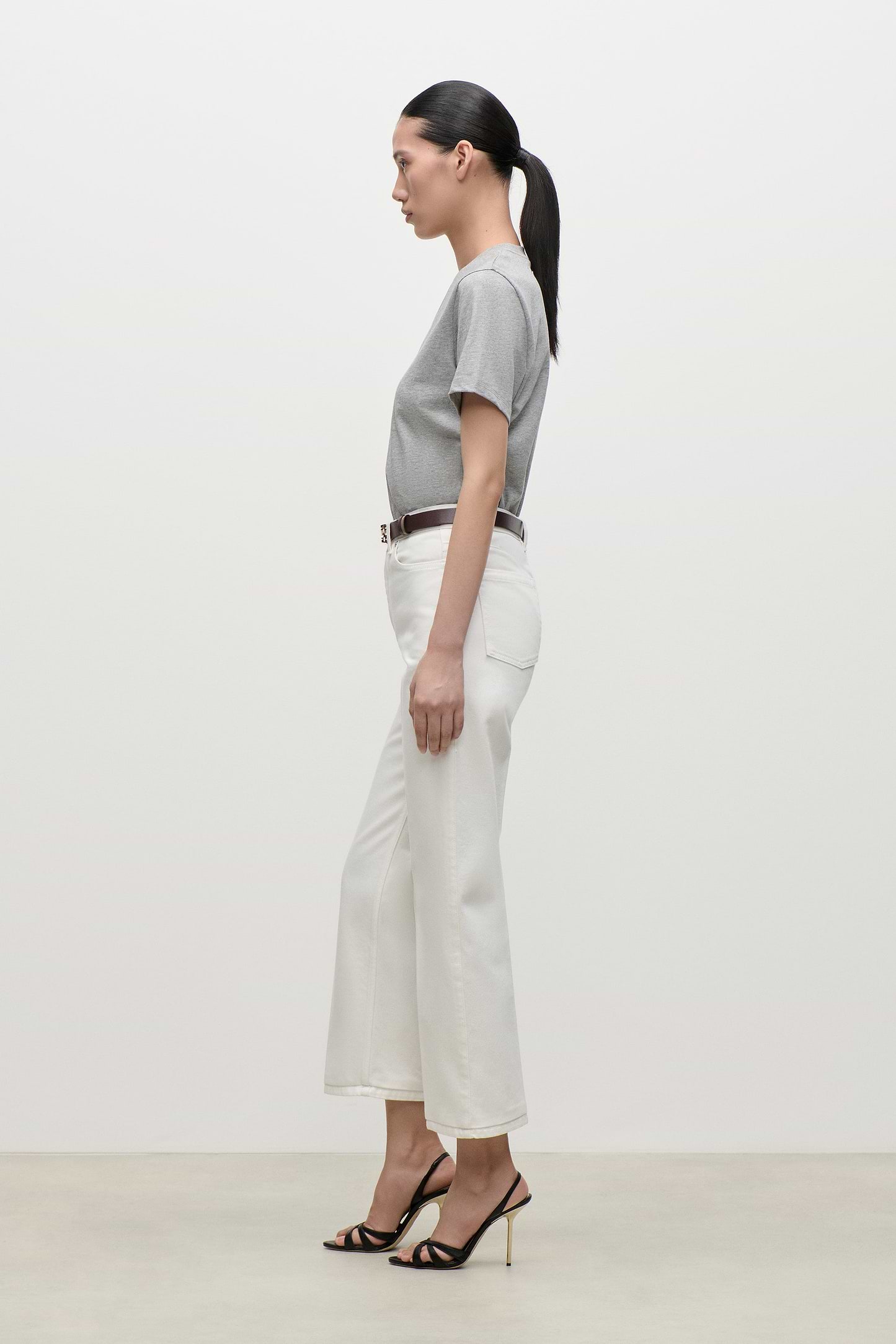 Berenice Cropped Jean In White