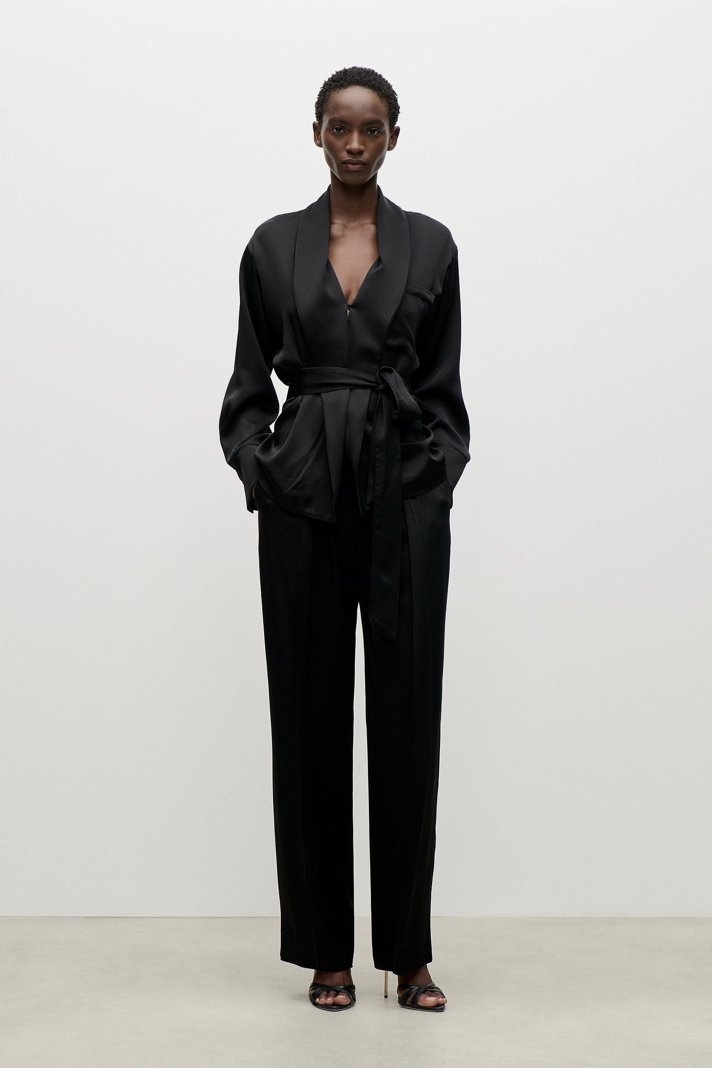 Alba Blouse In Black