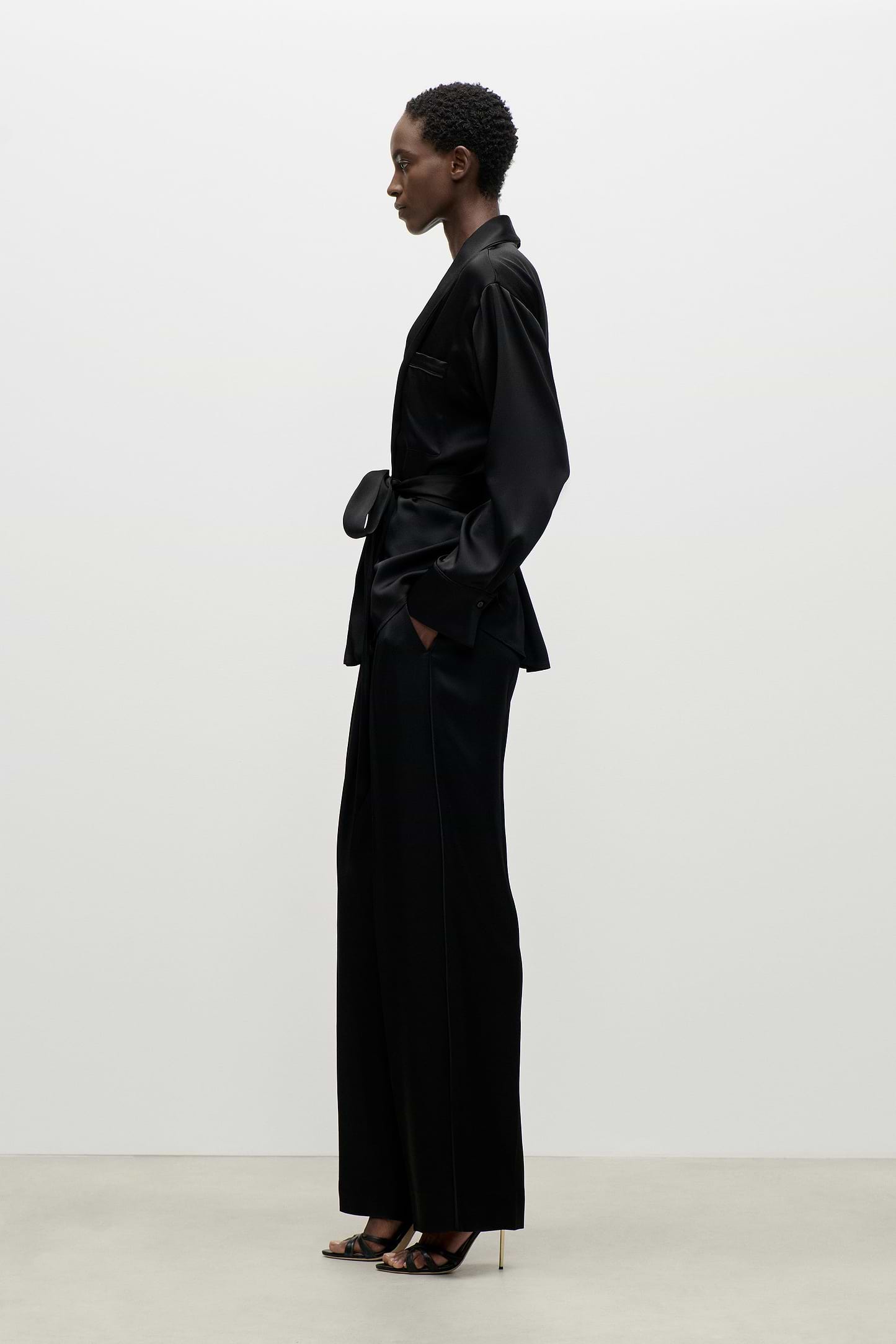 Alba Blouse In Black