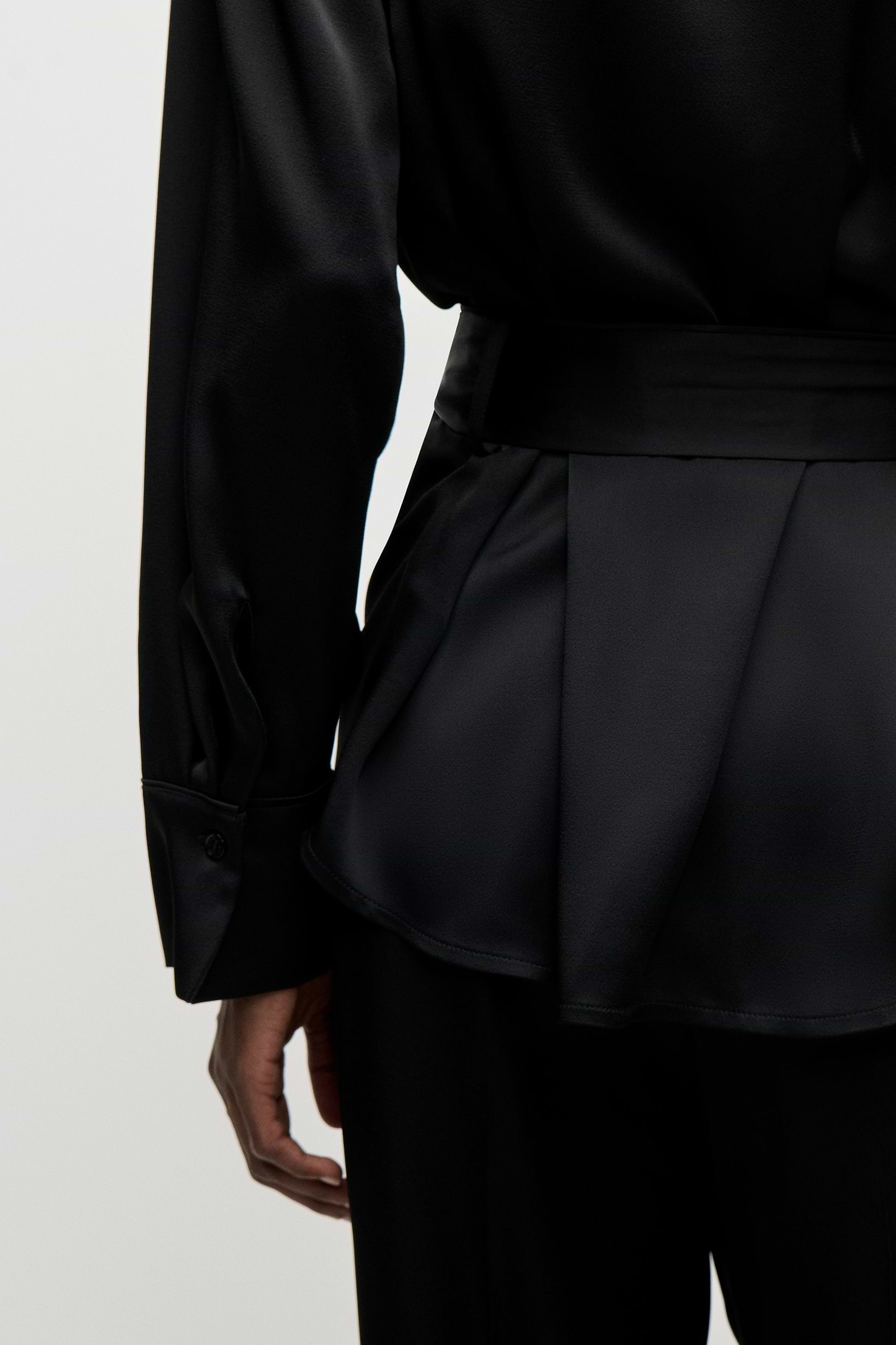 Alba Blouse In Black