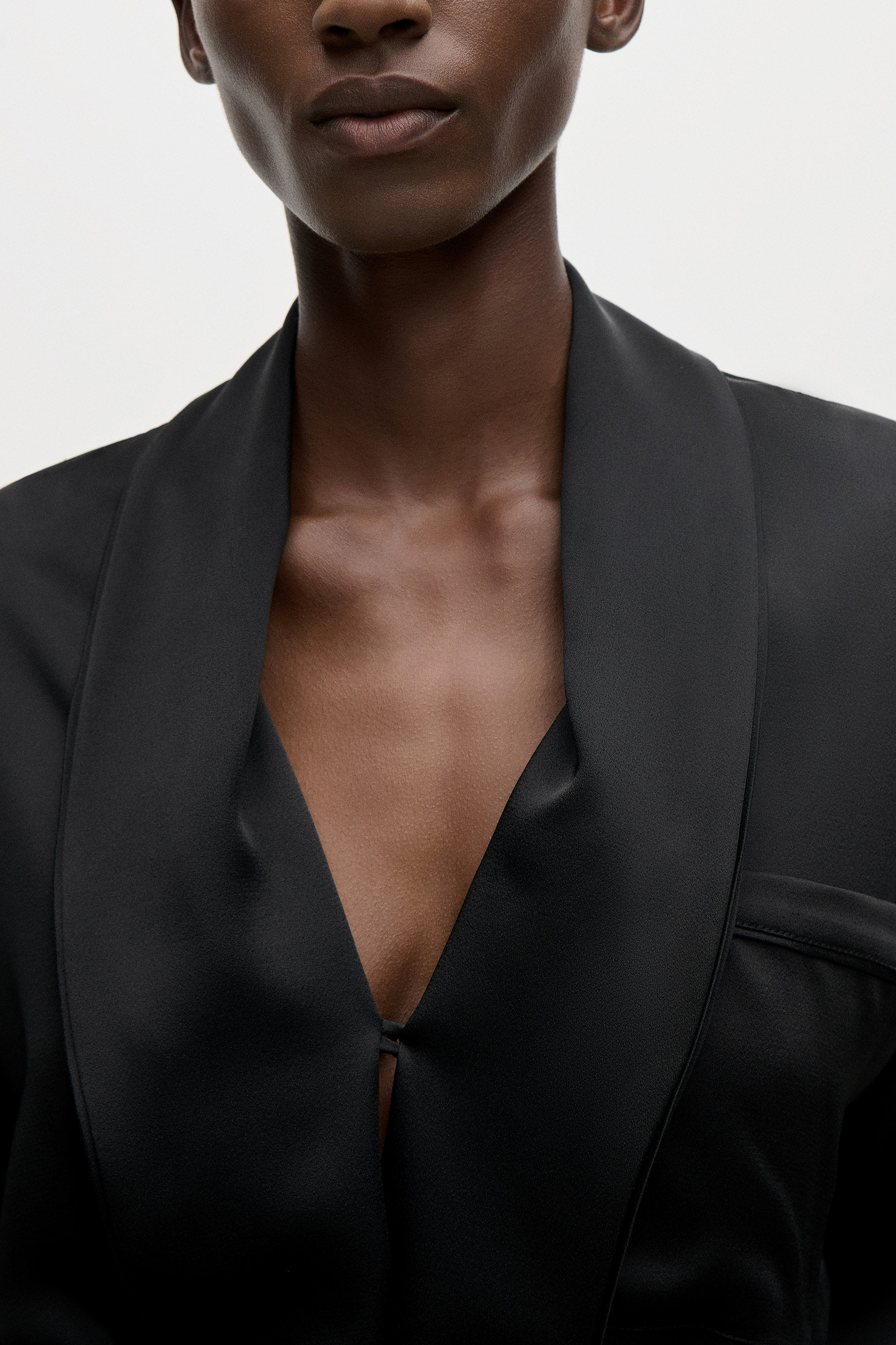 Alba Blouse In Black