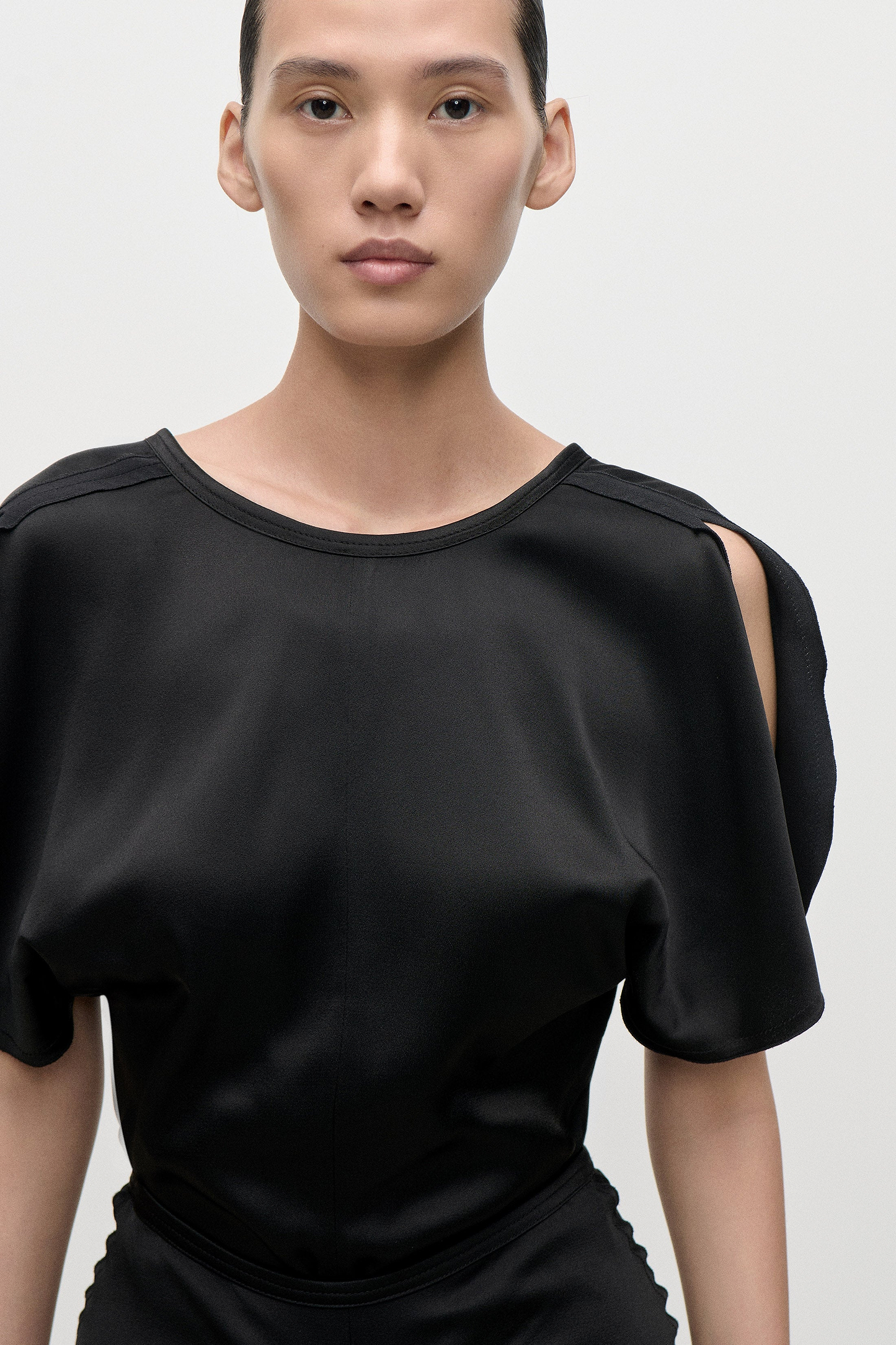 Bela Top In Black