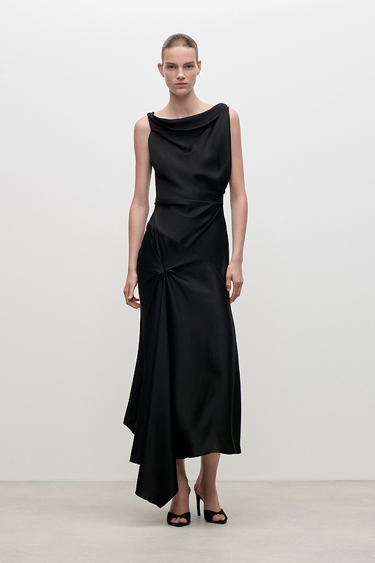 Posy Midi Dress In Black