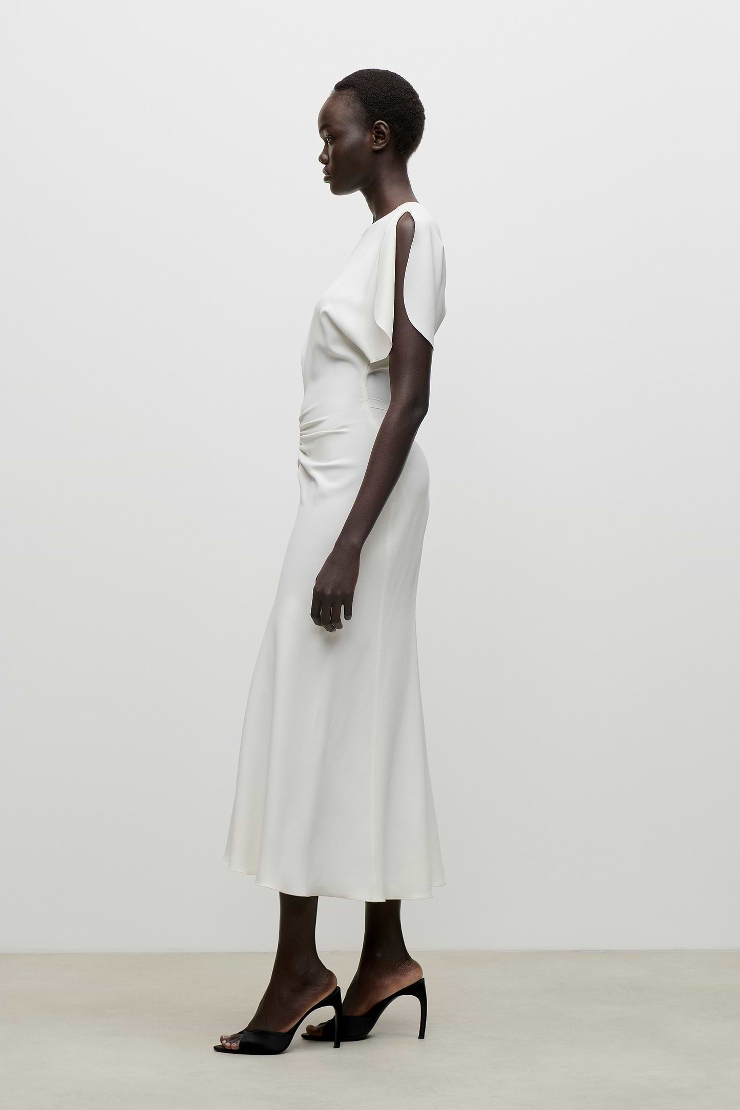 Bela Midi Dress In Bright Ivory