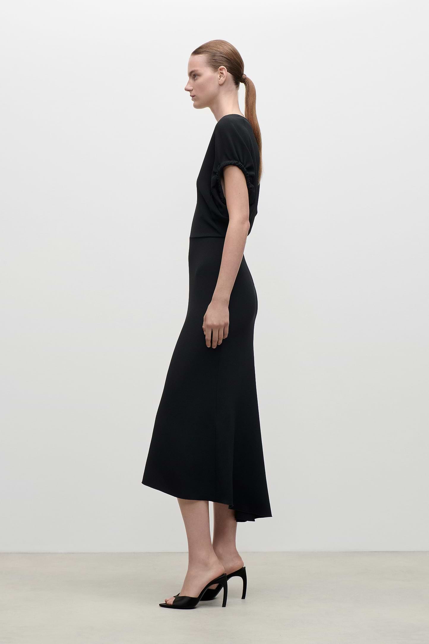 Edith Midi Dress In Black
