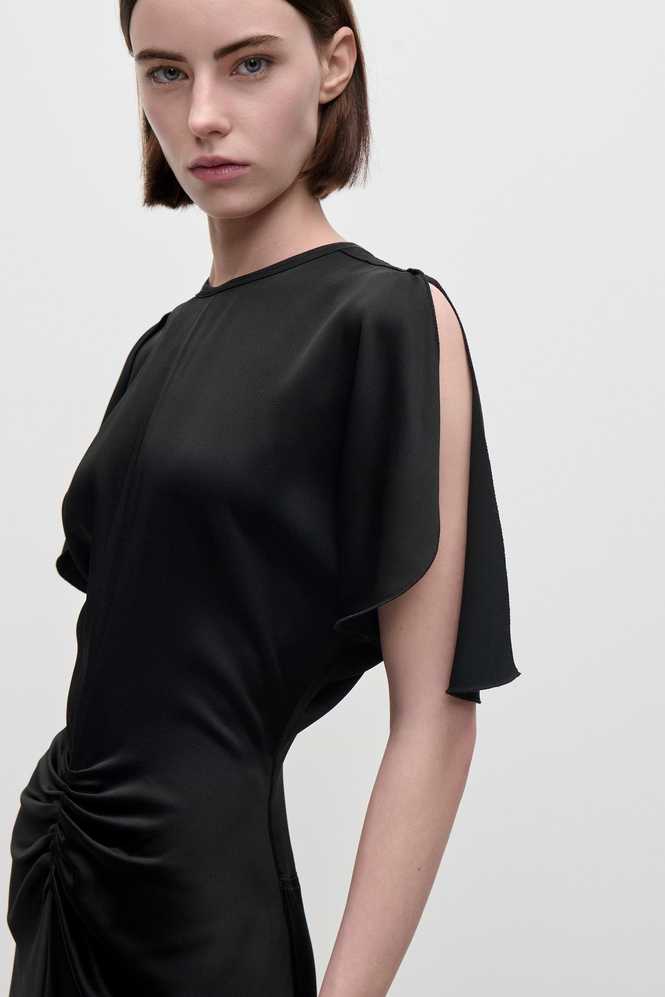 Isabella Gown In Black