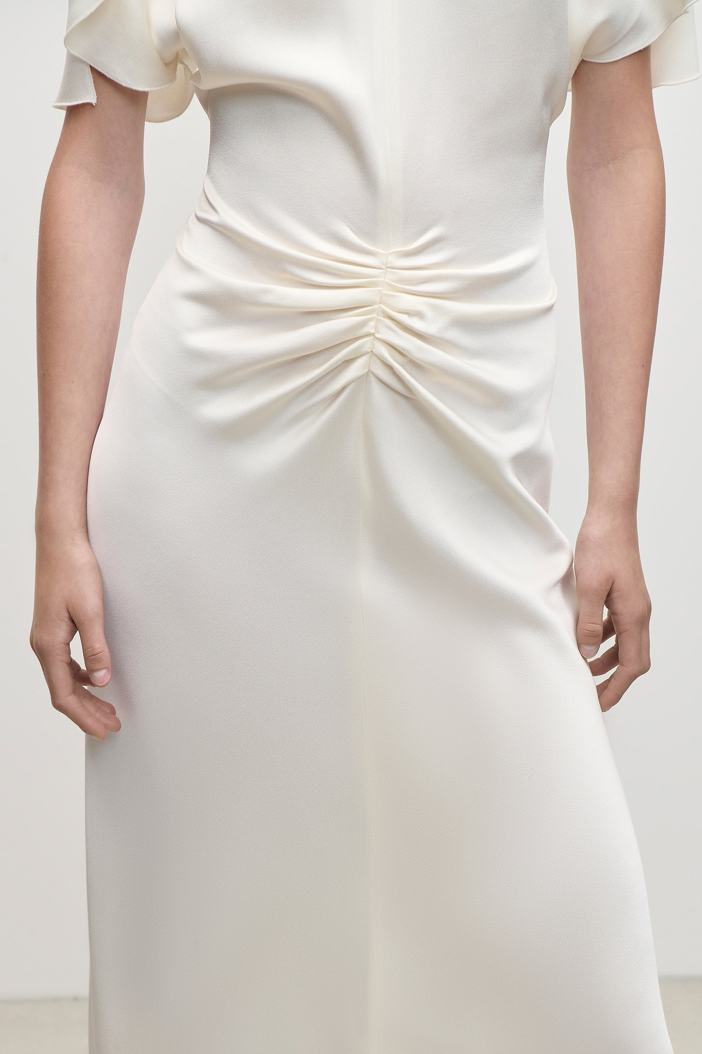 Isabella Gown In Ivory