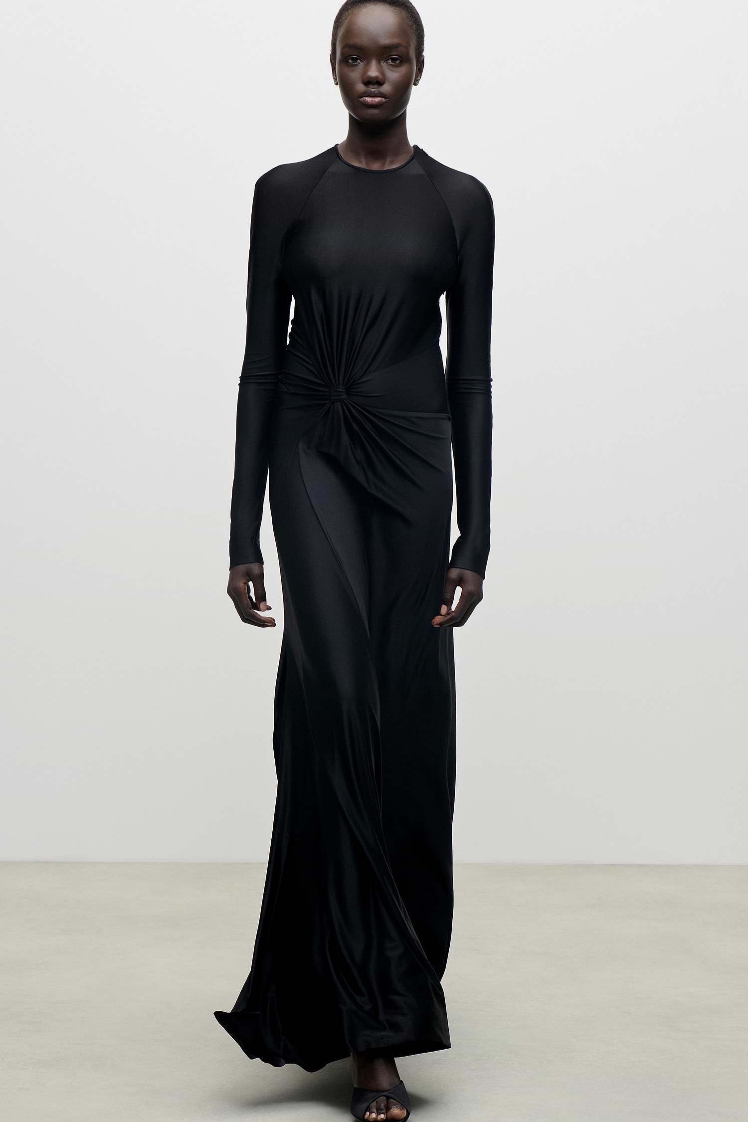 Florence Gown In Black