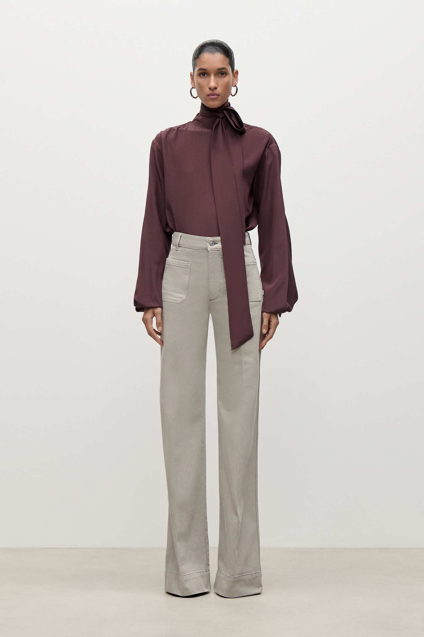 Alina Jean In Light Grey